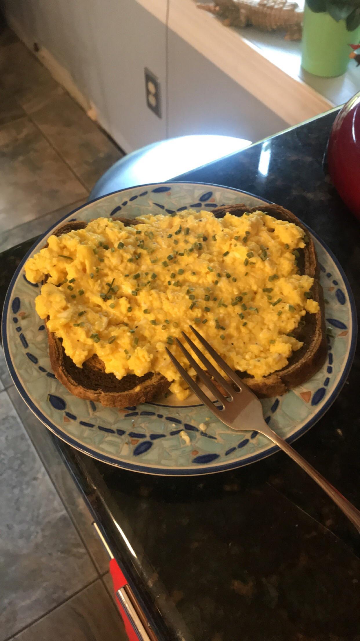 My attempt at making French style eggs (or, the Gordon Ramsay method) r/shittyfoodporn