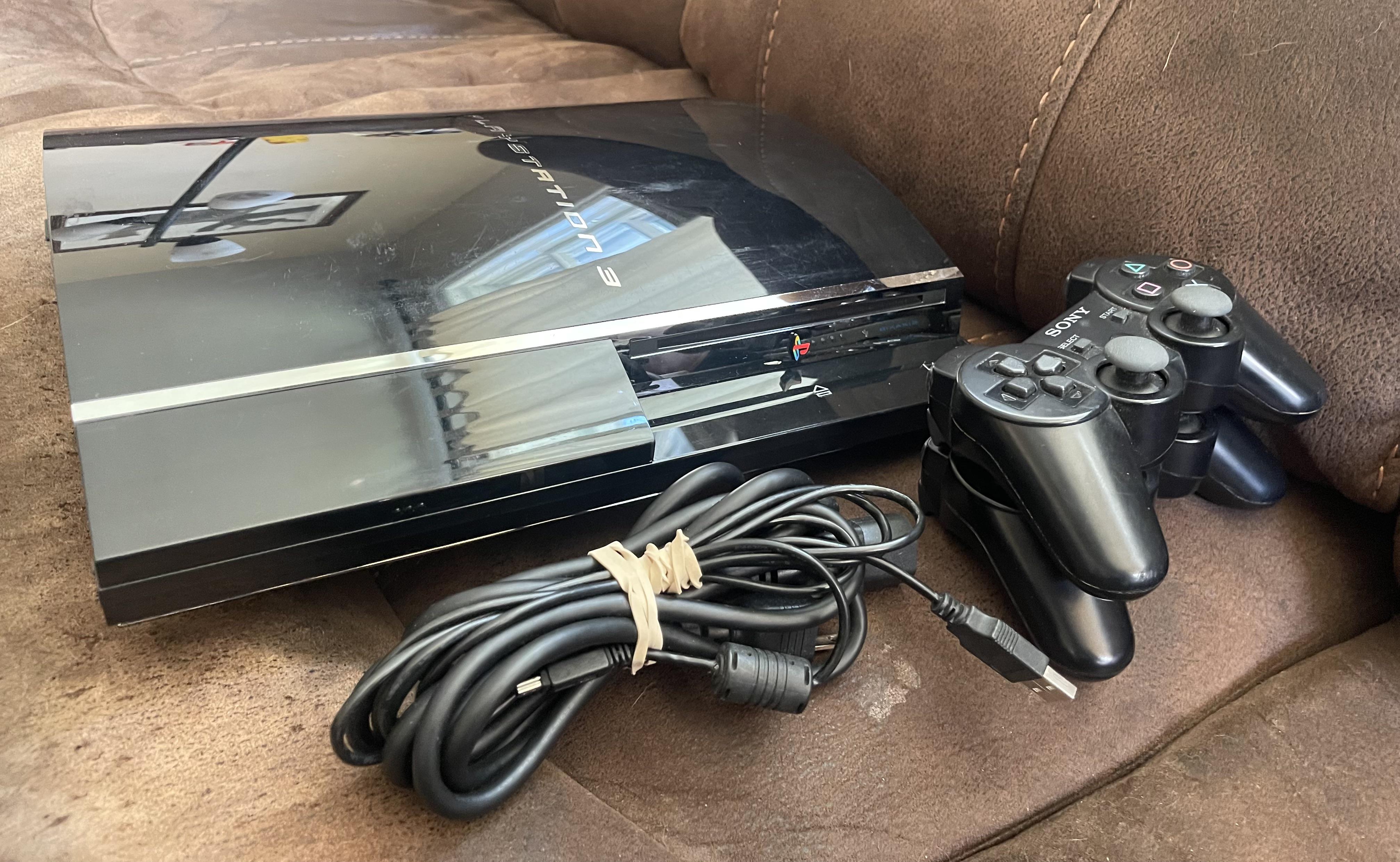 Sony Playstation 3 PS3 Console CECHE01 For Parts Or Repair Backward