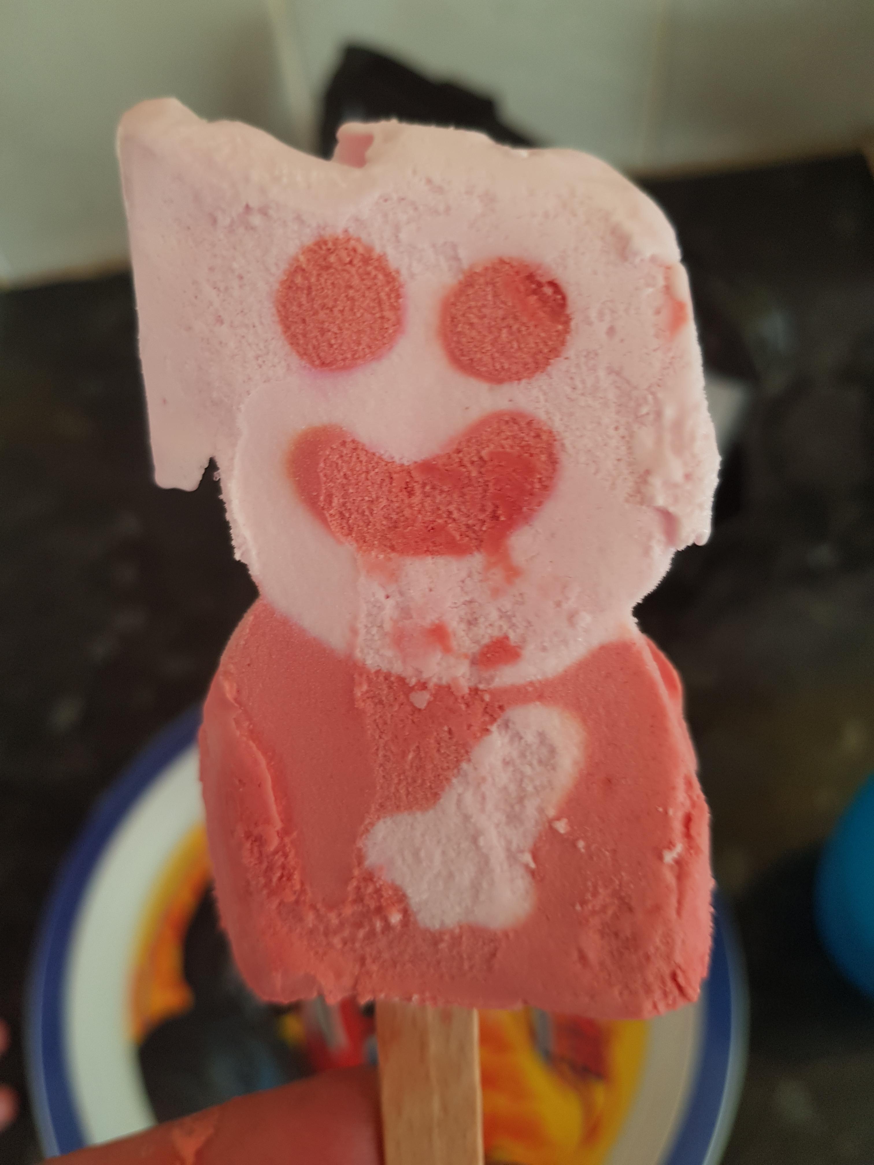 Inappropriate Peppa Pig Ice creams r/funny
