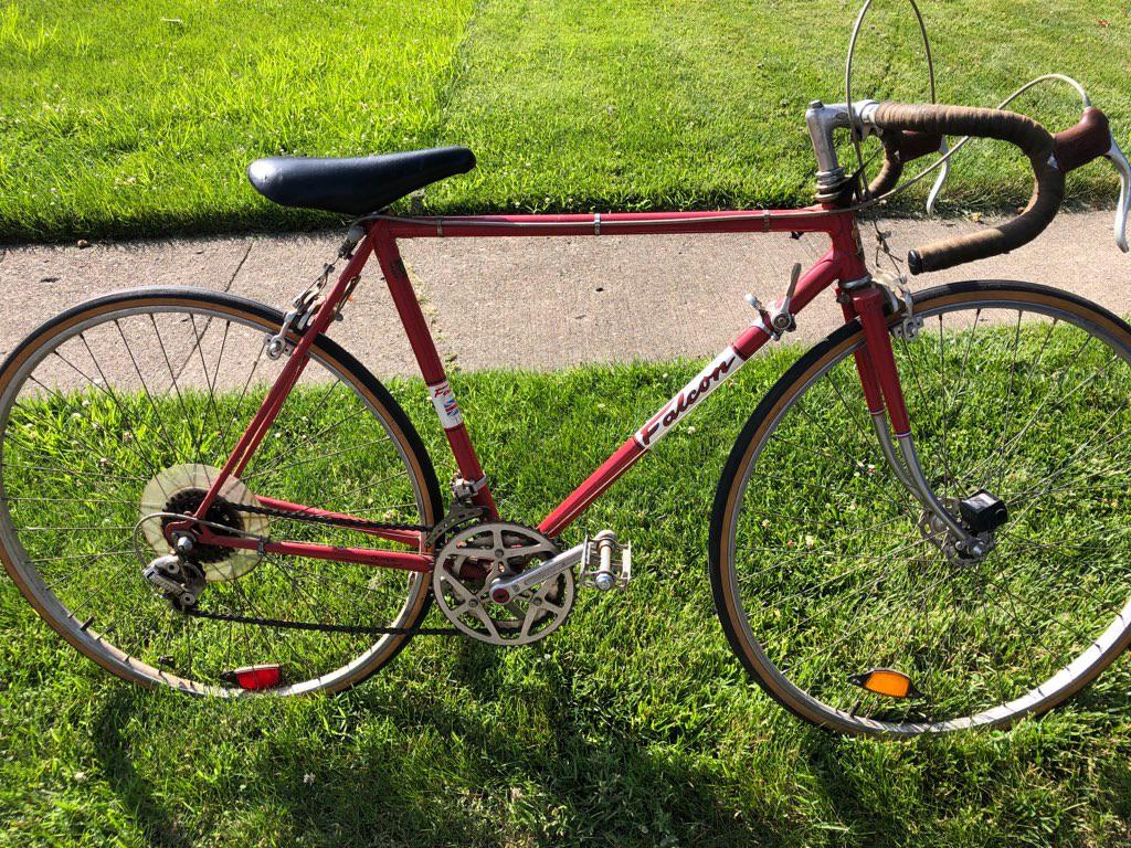 Vintage Falcon road bike my neighbor gave to me for 0 r/bicycling