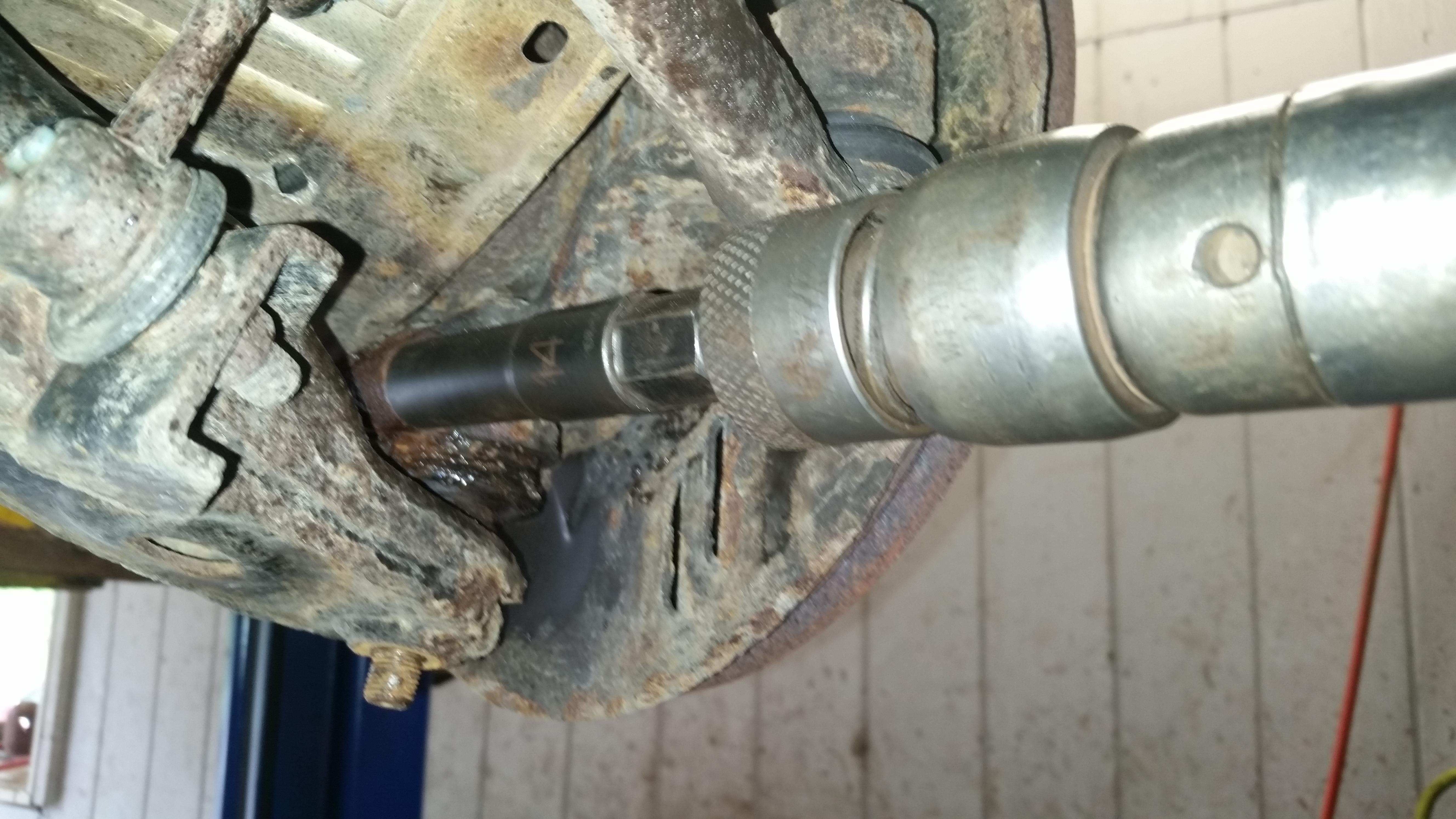 This, paired with the torch makes getting the Subaru ball joint pinch