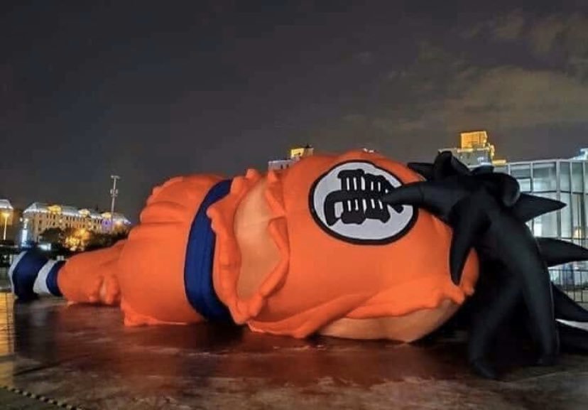 This is a 60 foot long dead Yamcha statue. Because what