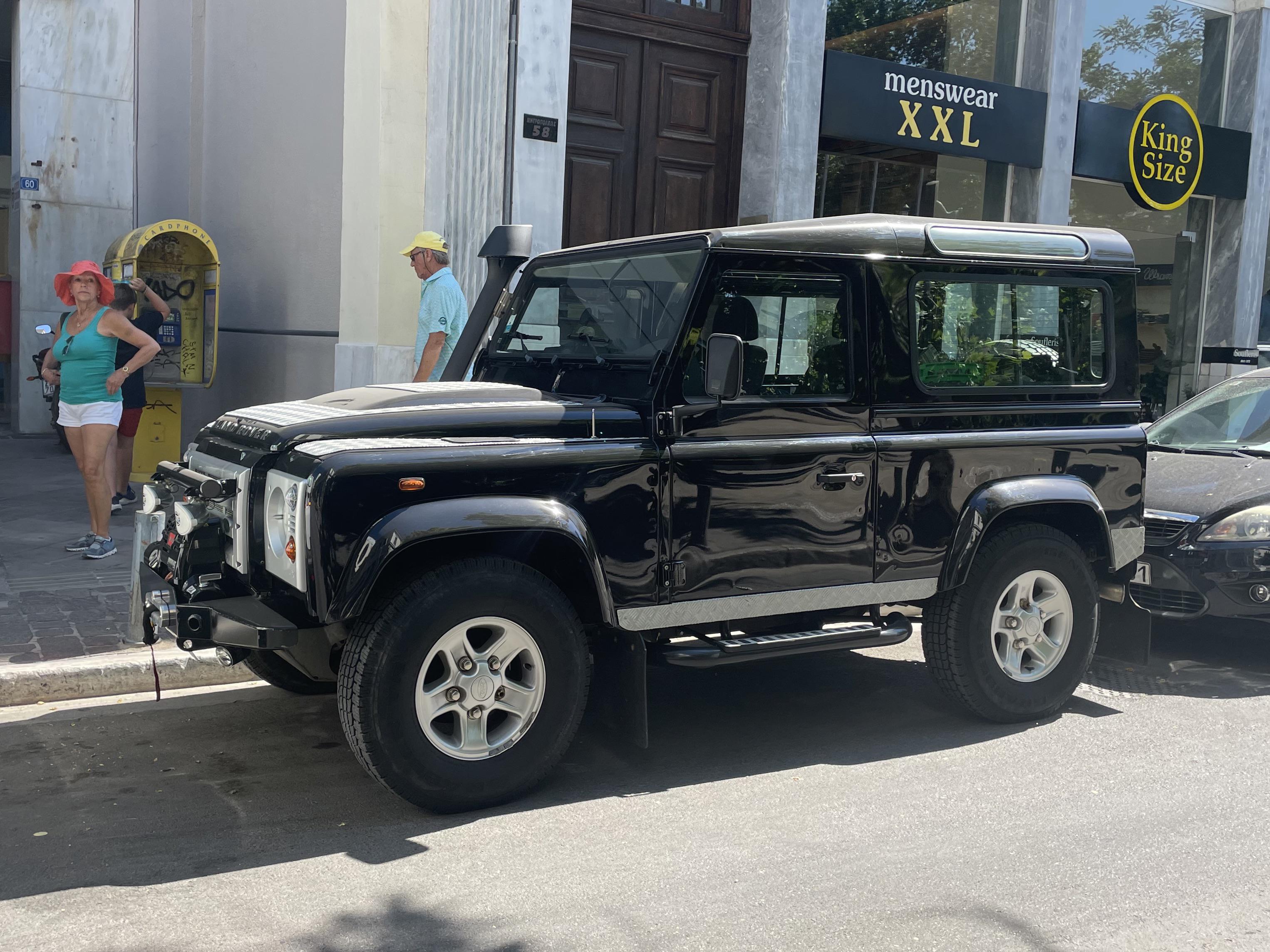 Classic [Land Rover Defender] in Athens. r/spotted
