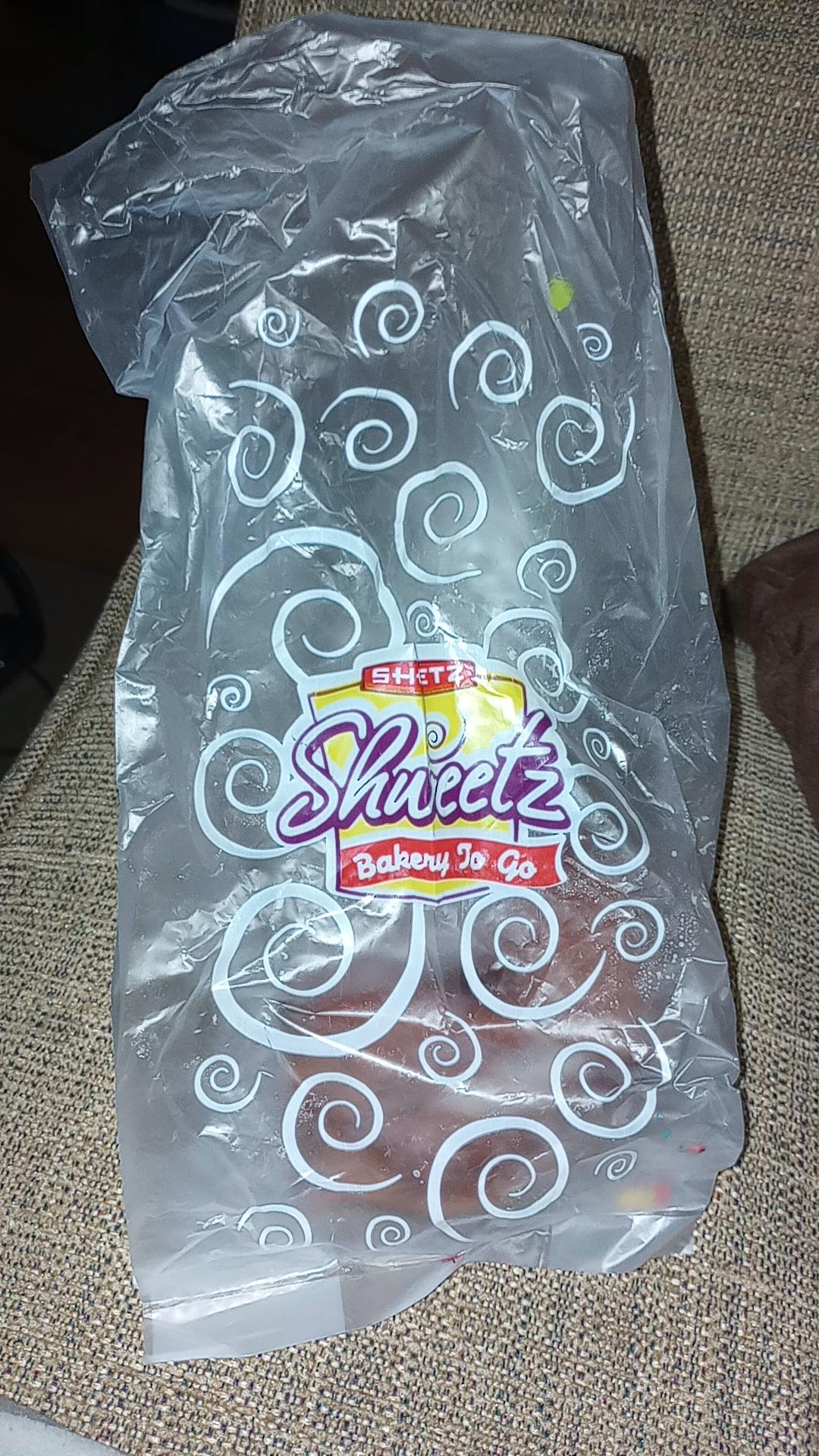 Just sitting here trying to enjoy my Sheetz donut and I notice the