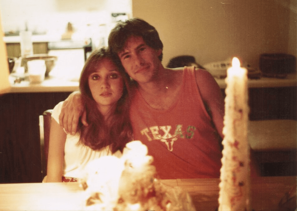 Texas governor Greg Abbott and wife Cecilia in 1982 r/OldSchoolCool