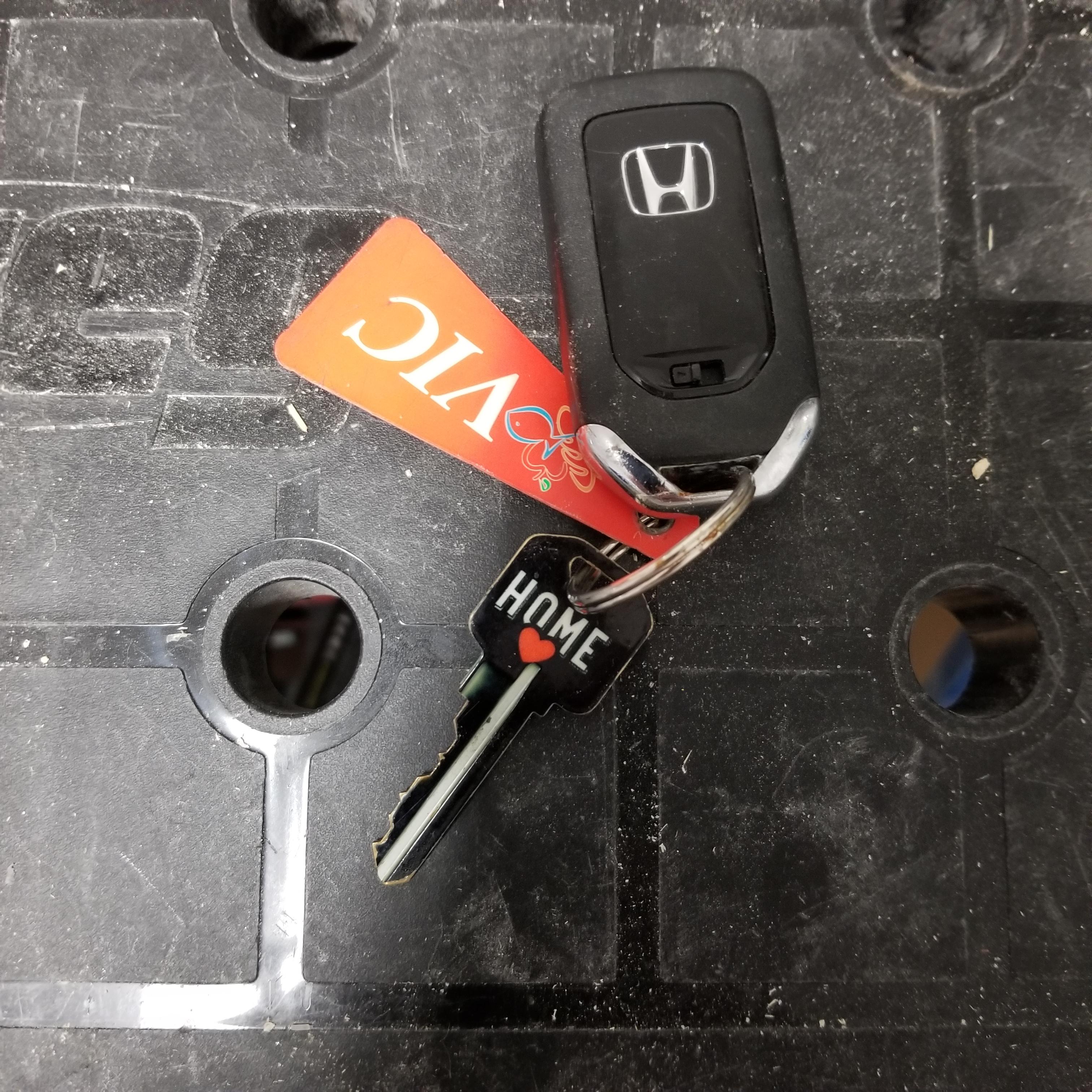 Honda keys found near Bromley in Weddington r/Charlotte
