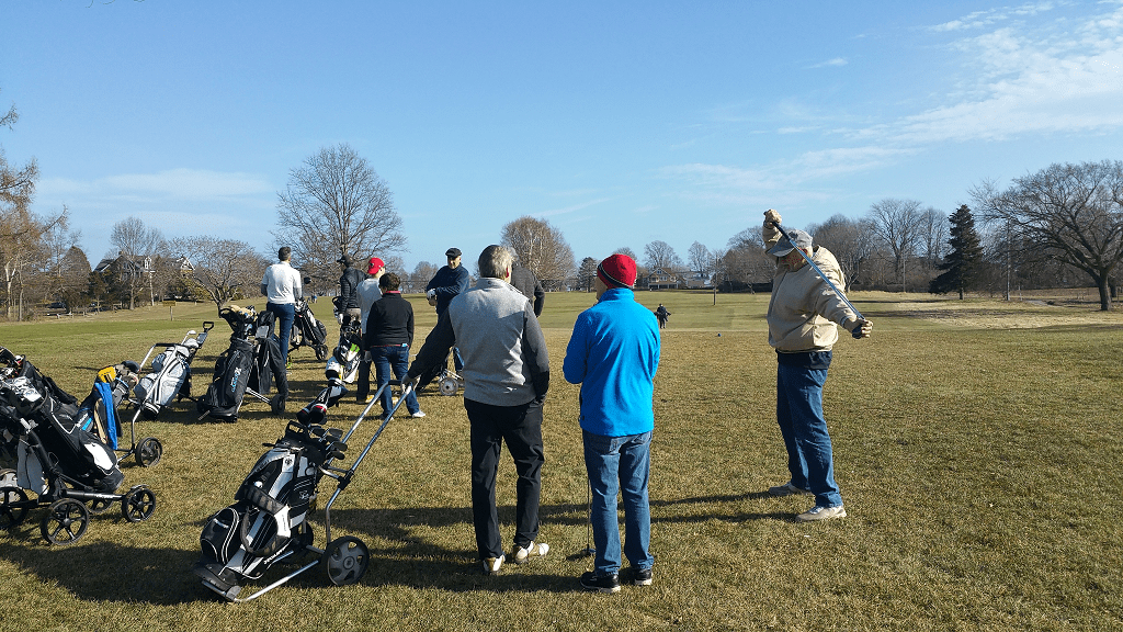 First come first served on the shoreline! The one hour wait was worth