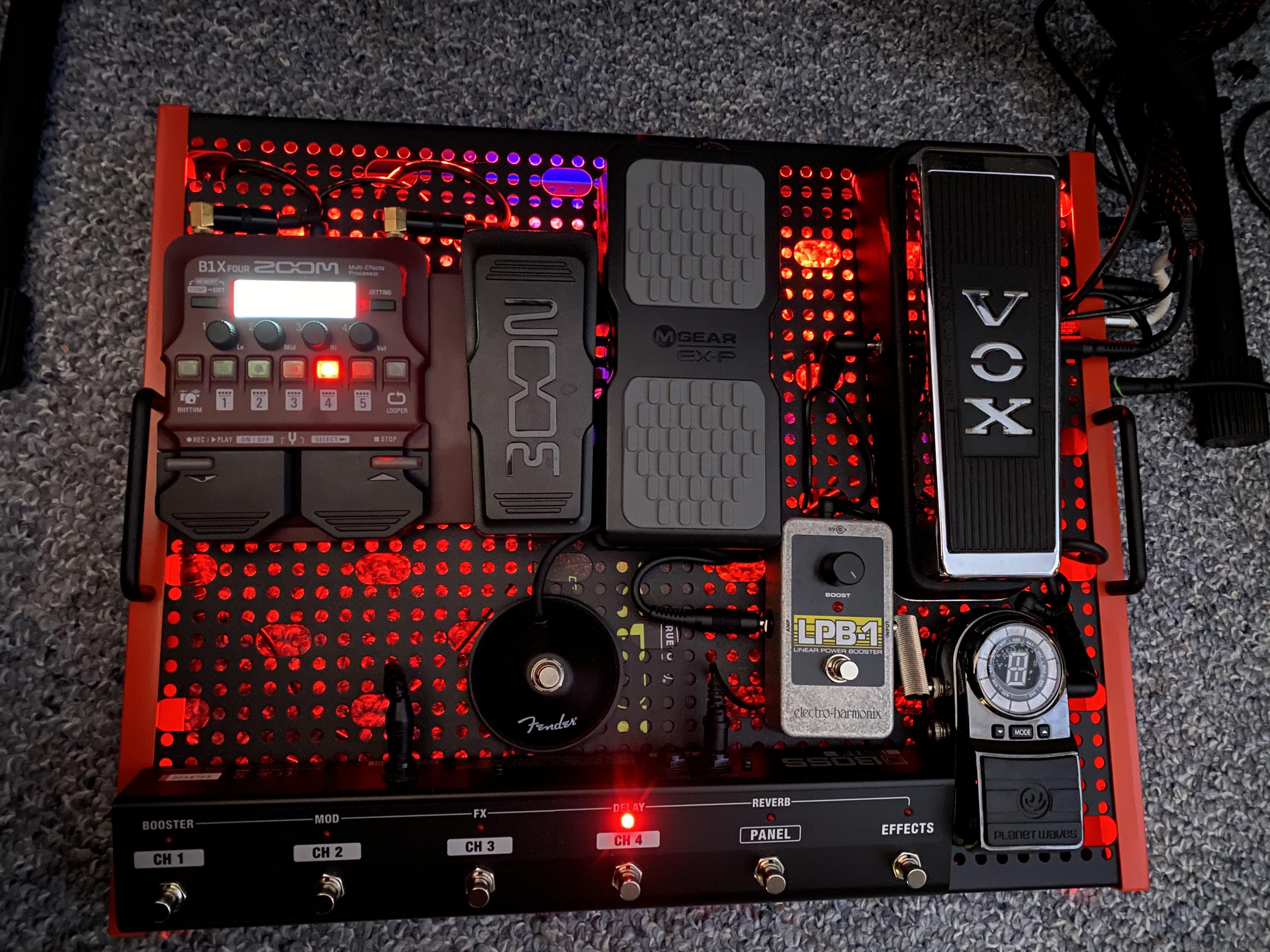 My Sipleton Katana Pedalboard for basement use. r/BossKatana