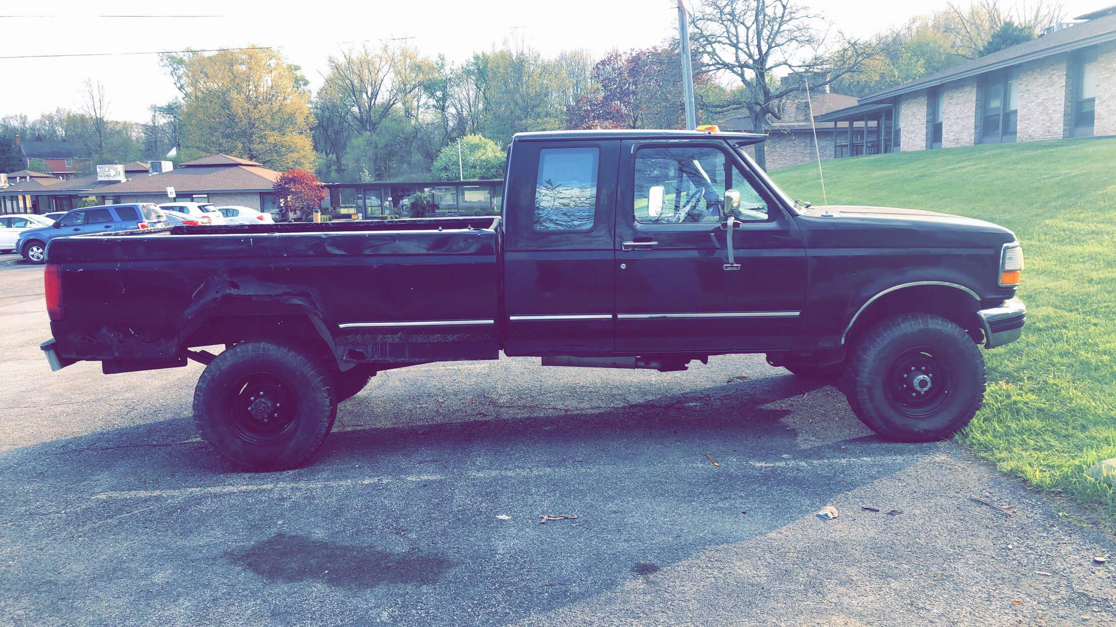 My 97 f250 with a 7.5L engine in her. : r/Trucks