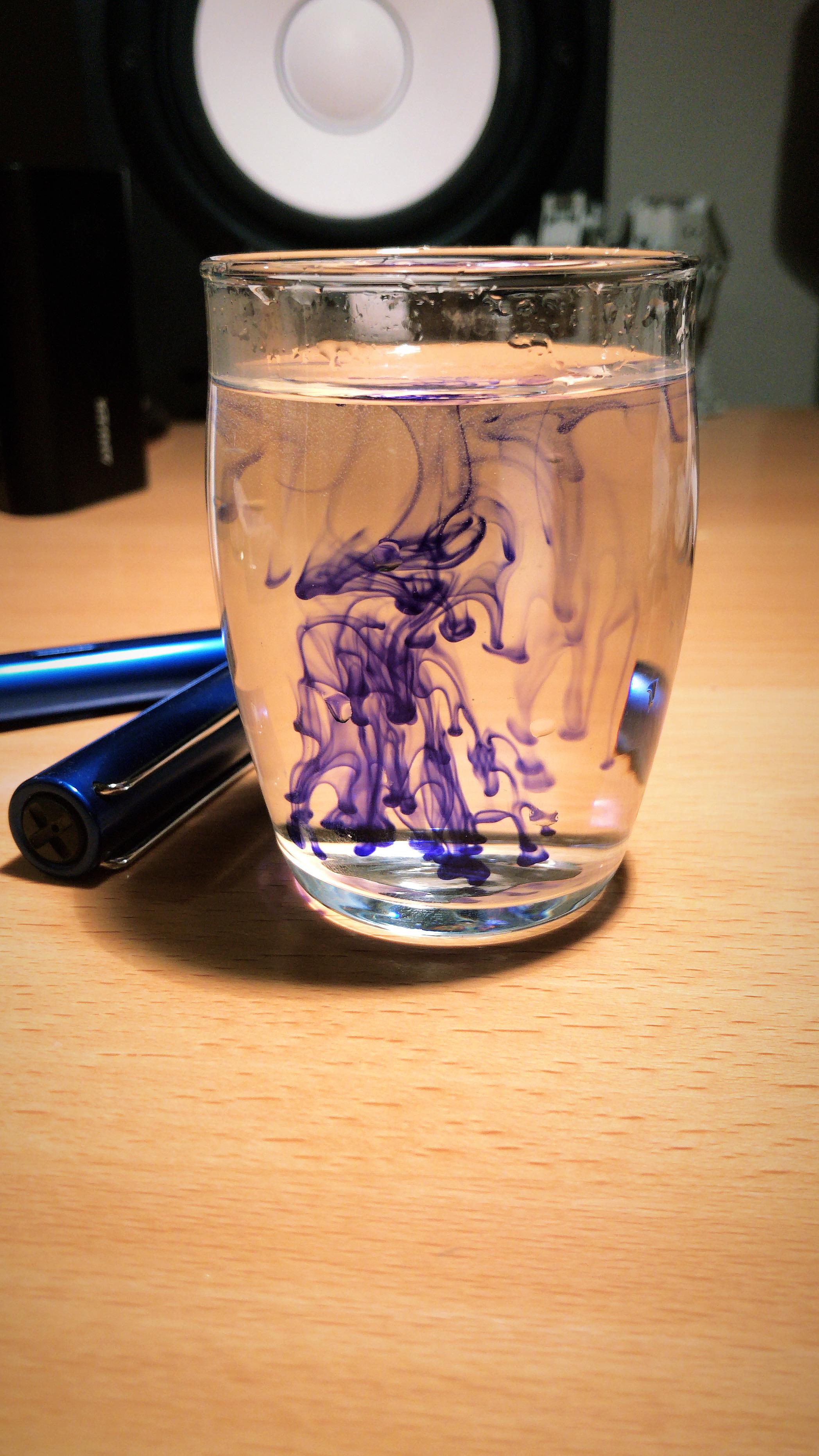 cleaning my fountain pen that had a lot of dried up ink r/pics