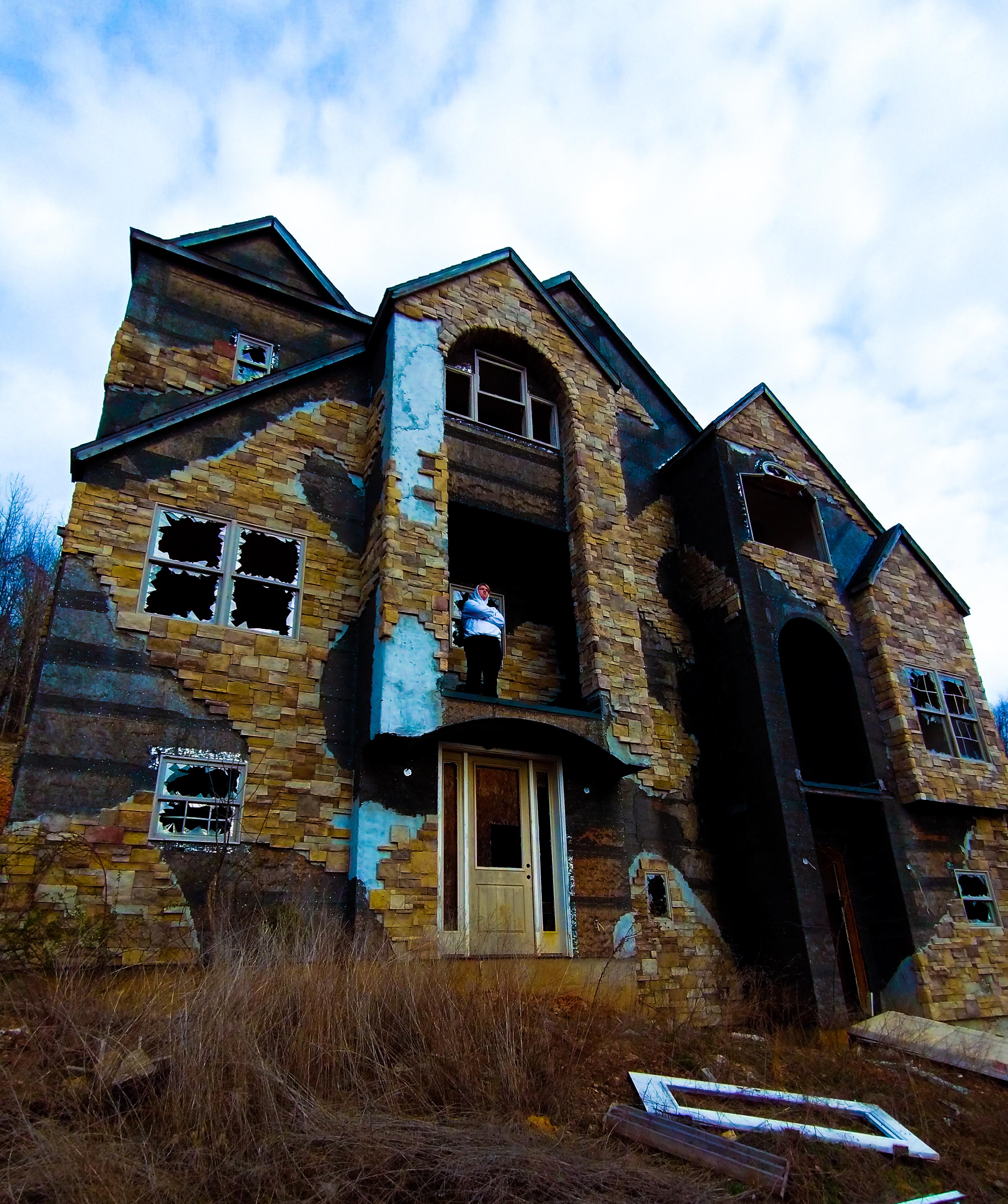 Indian Ridge Resort outside Branson Missouri r/AbandonedPorn
