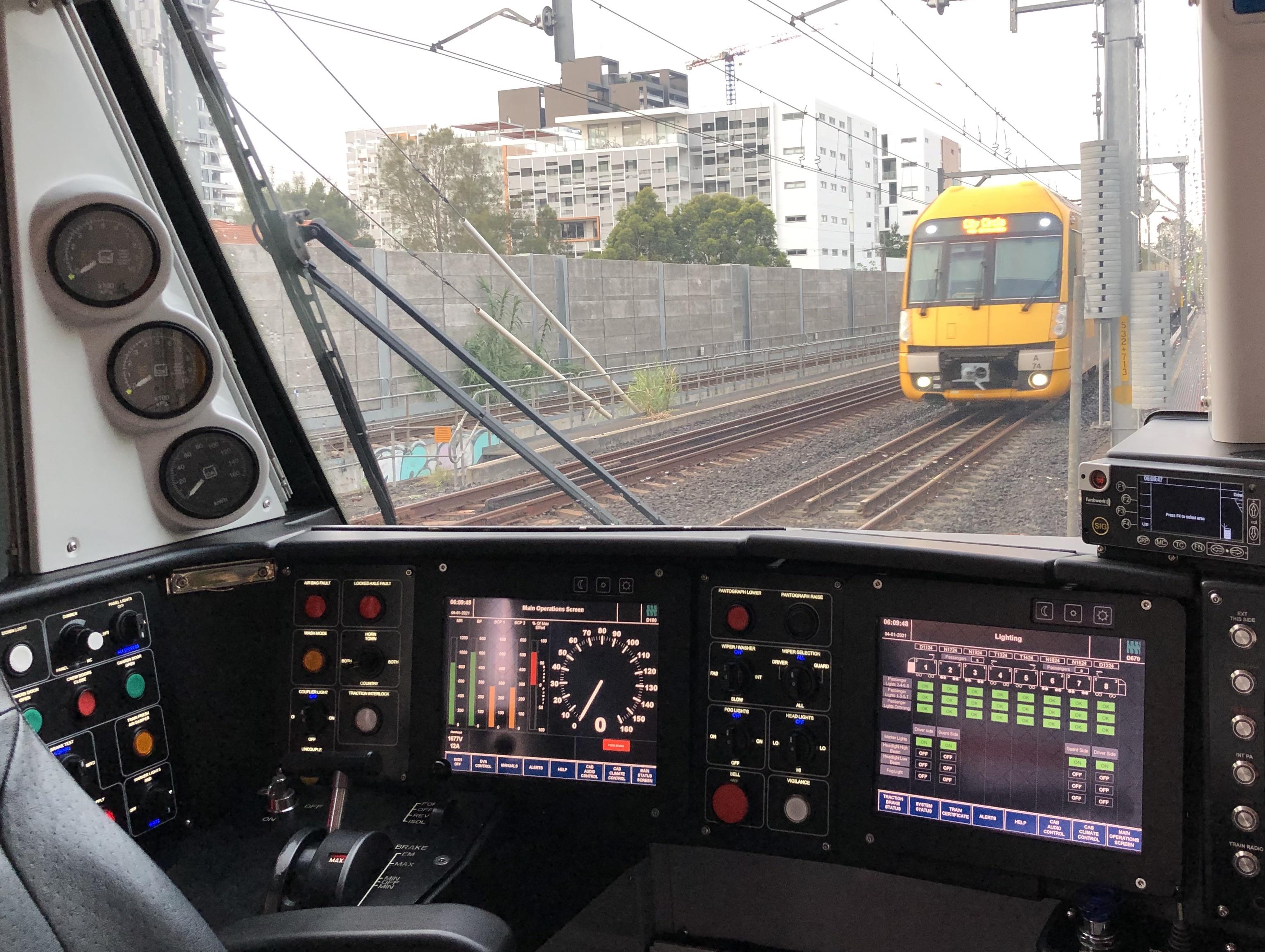 Sydney Trains Waratah Set. Inside and out. r/trains