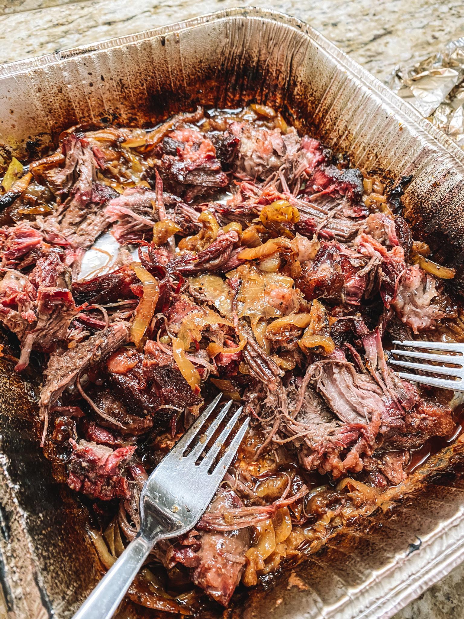 Smoked Mississippi Mud Roast (pulled beef) r/ketorecipes