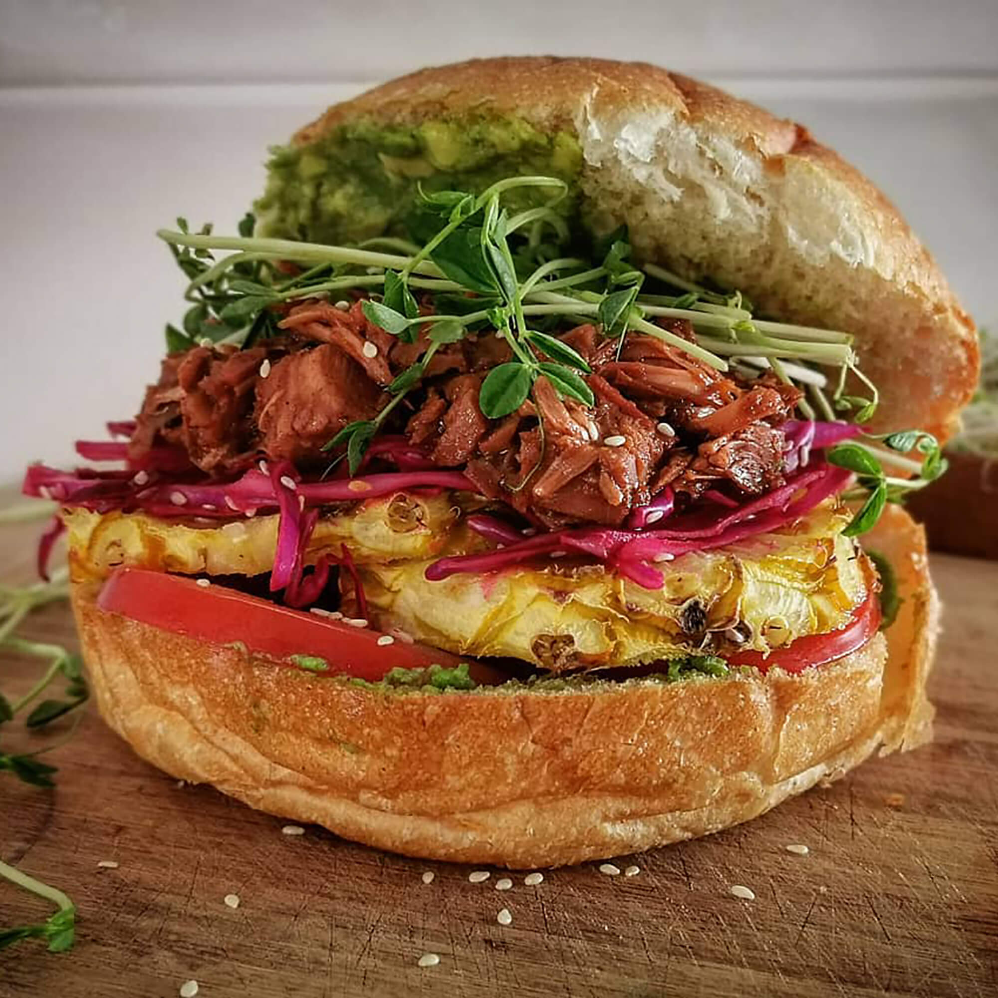 Jackfruit Burger r/veganrecipes