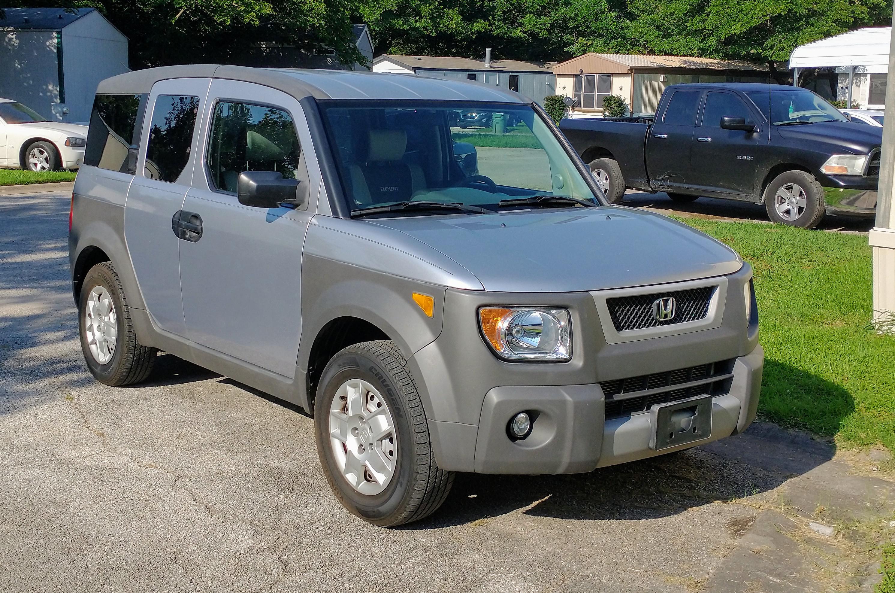 Just bought my girlfriend a 2004 AWD Element LX : r/HondaElement