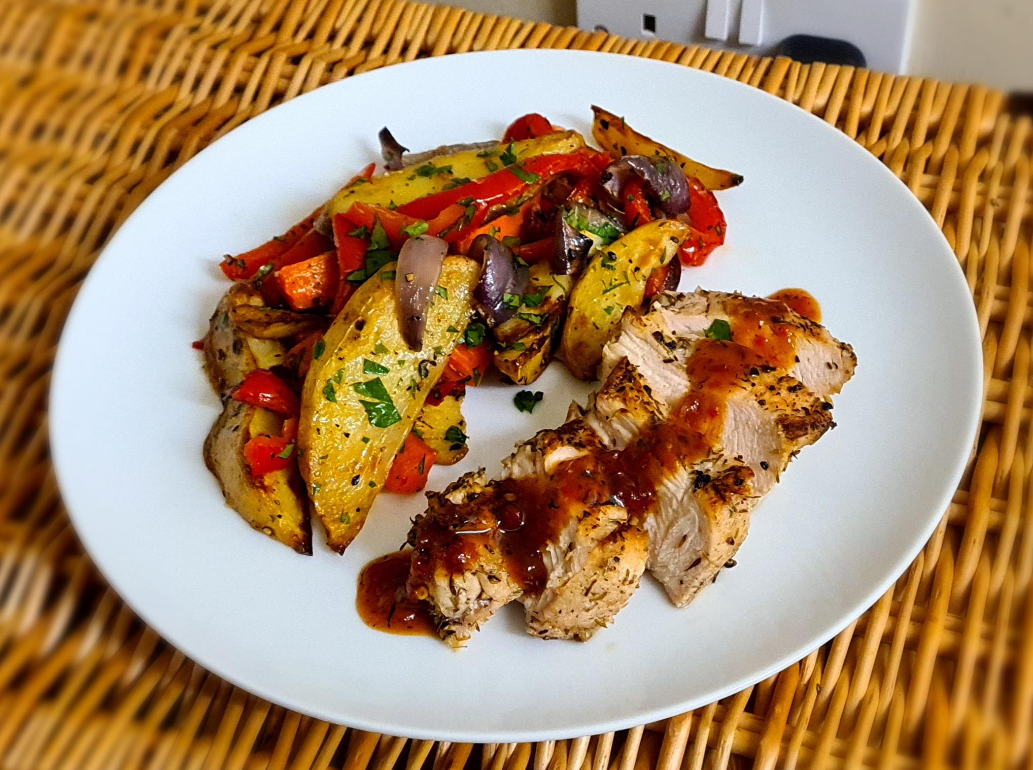 Thyme Roast Chicken with Sweet Chilli Sauce. Veg with wedges mix was super tasty, chilli sauce