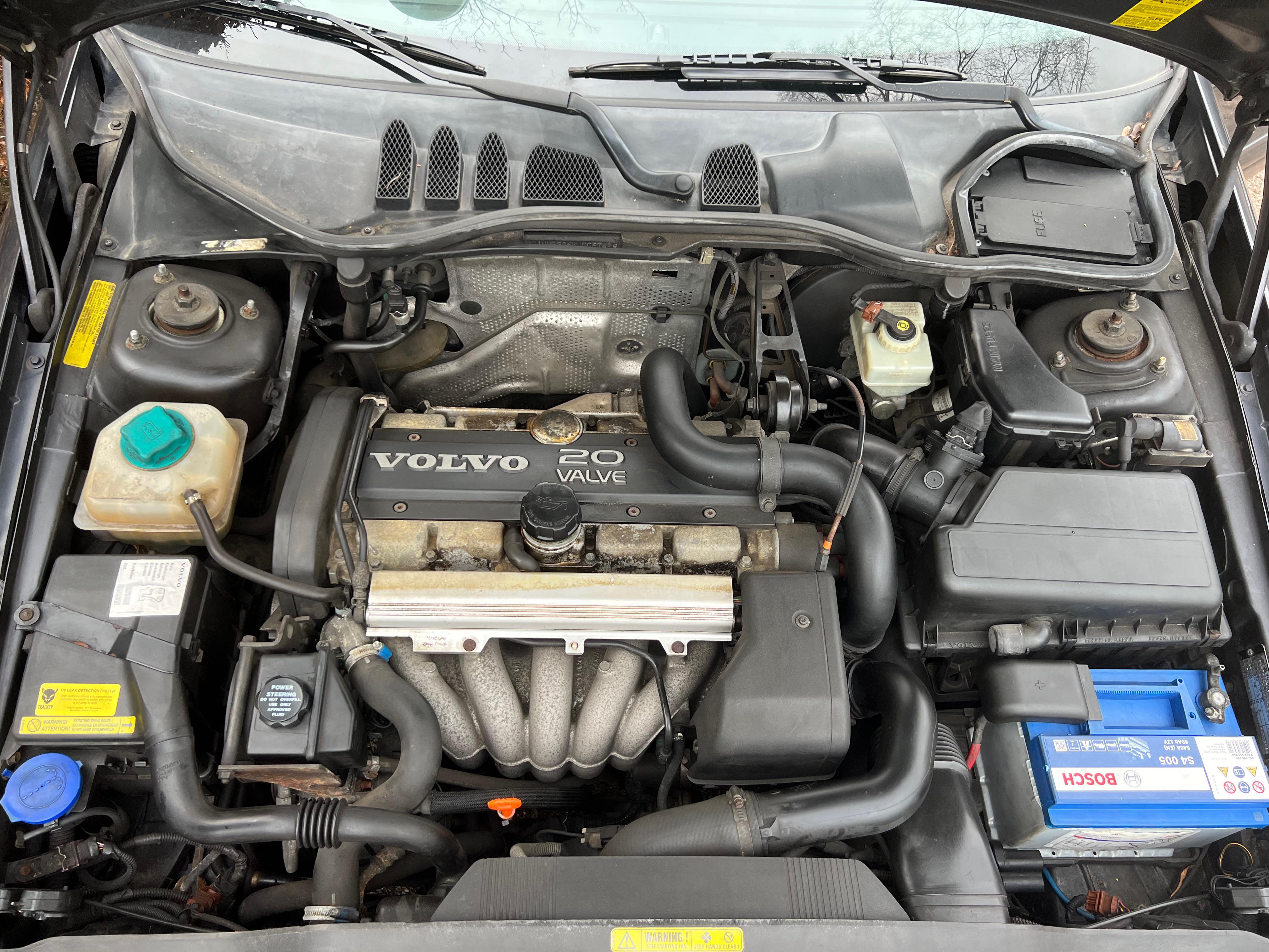 The Legendary T5 Volvo Engine in my 1998 Volvo C70. : r/Volvo