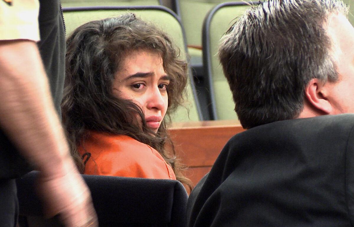 how can I write a letter to Victoria Mendoza? Is there someone here who has already done this