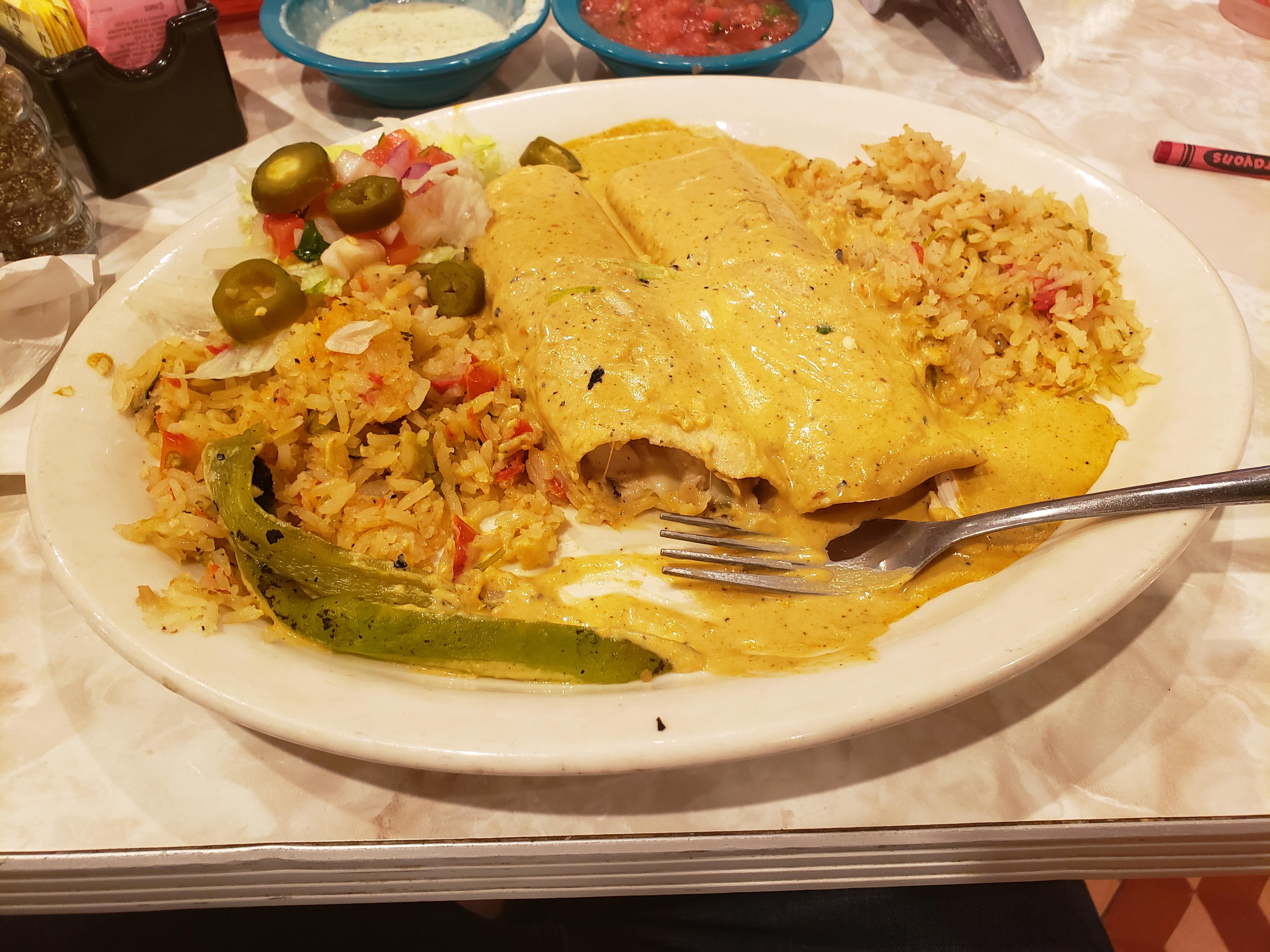 [I Ate] Hatch Green Chili Enchiladas with Boom Boom Sauce at Chuy's r