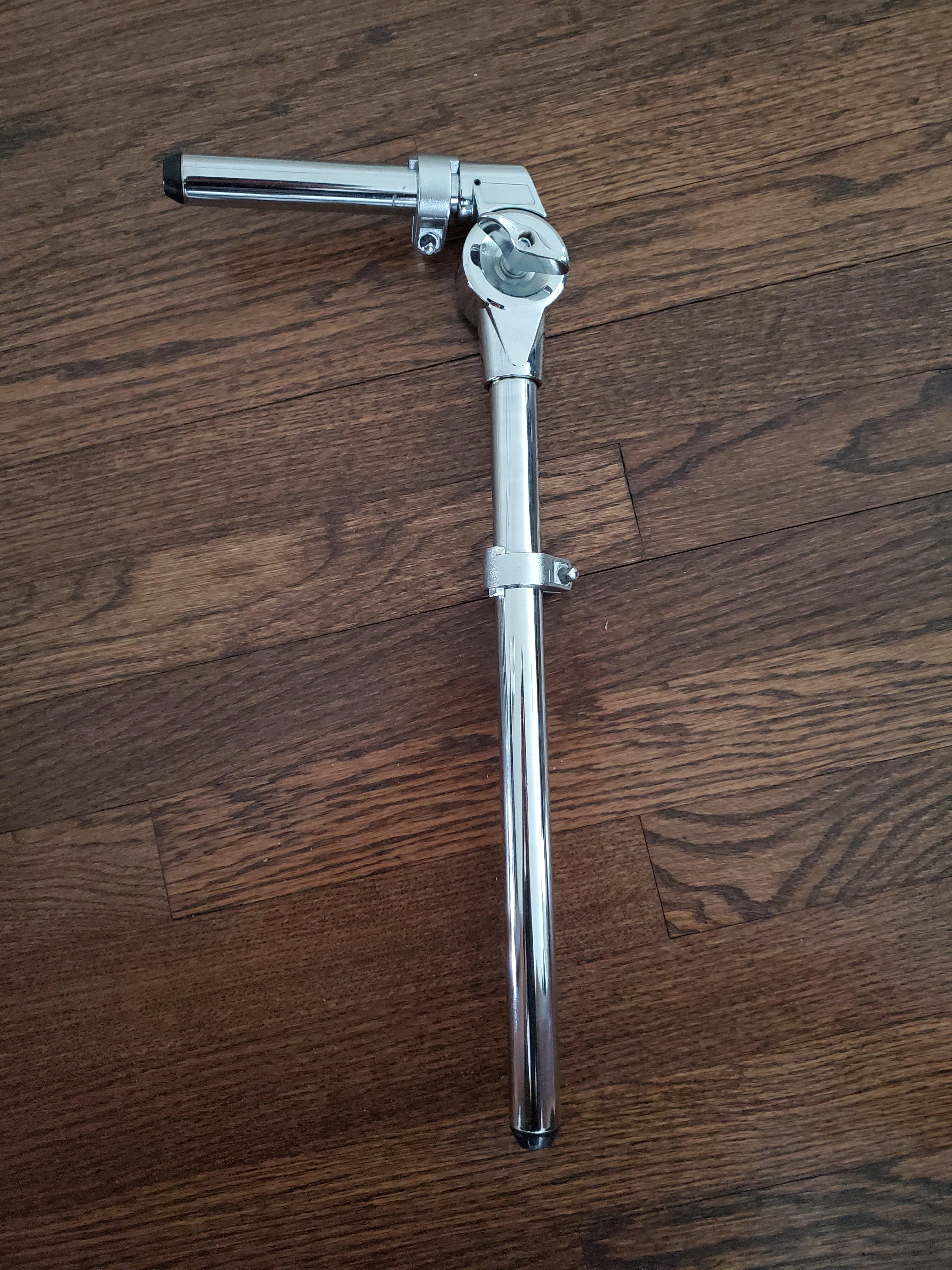 Looking for tom clamp that will fit this tom arm. I wanted to mount it