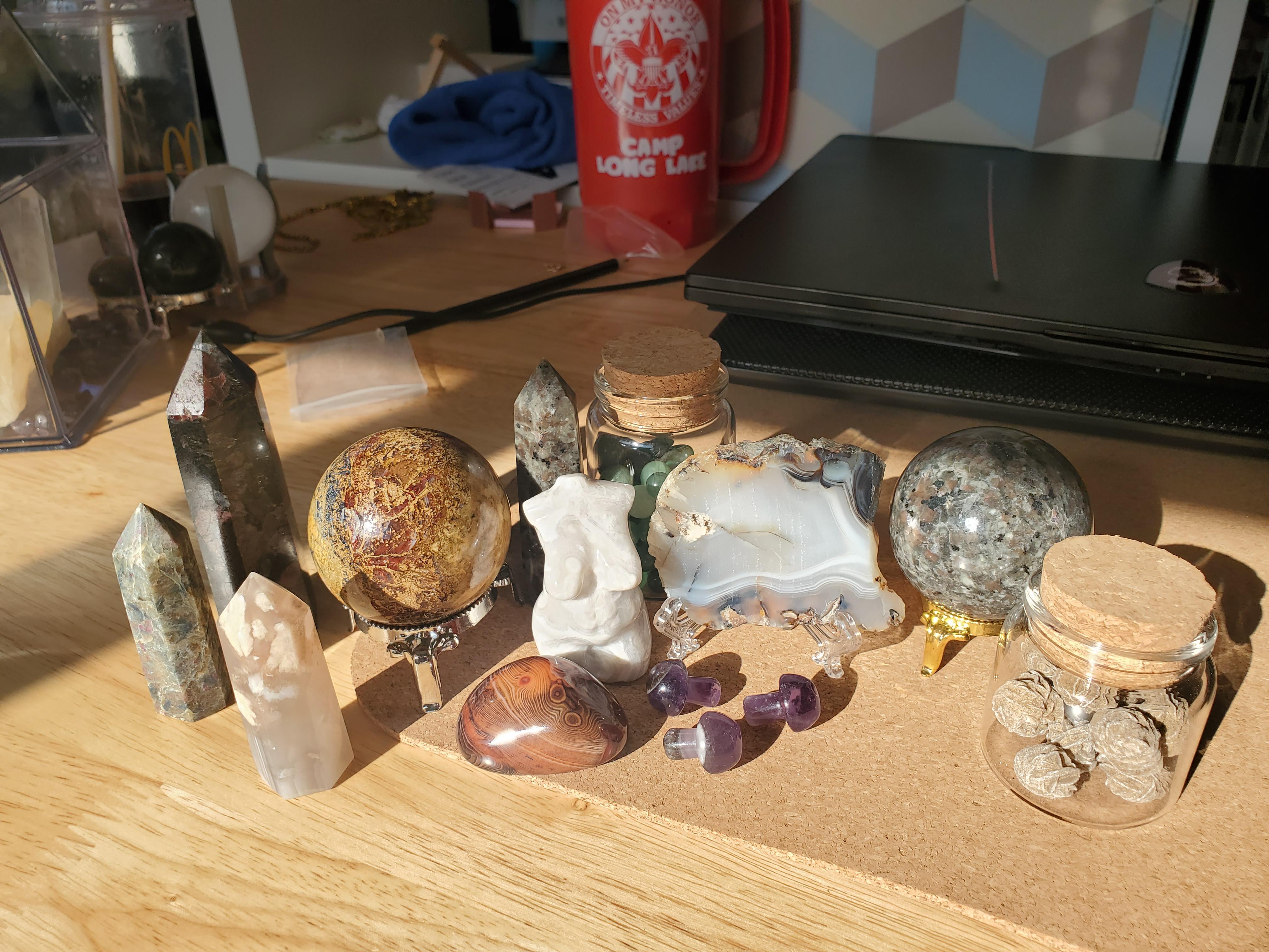 100 crystal haul!! which one is your favorite? r/Crystals