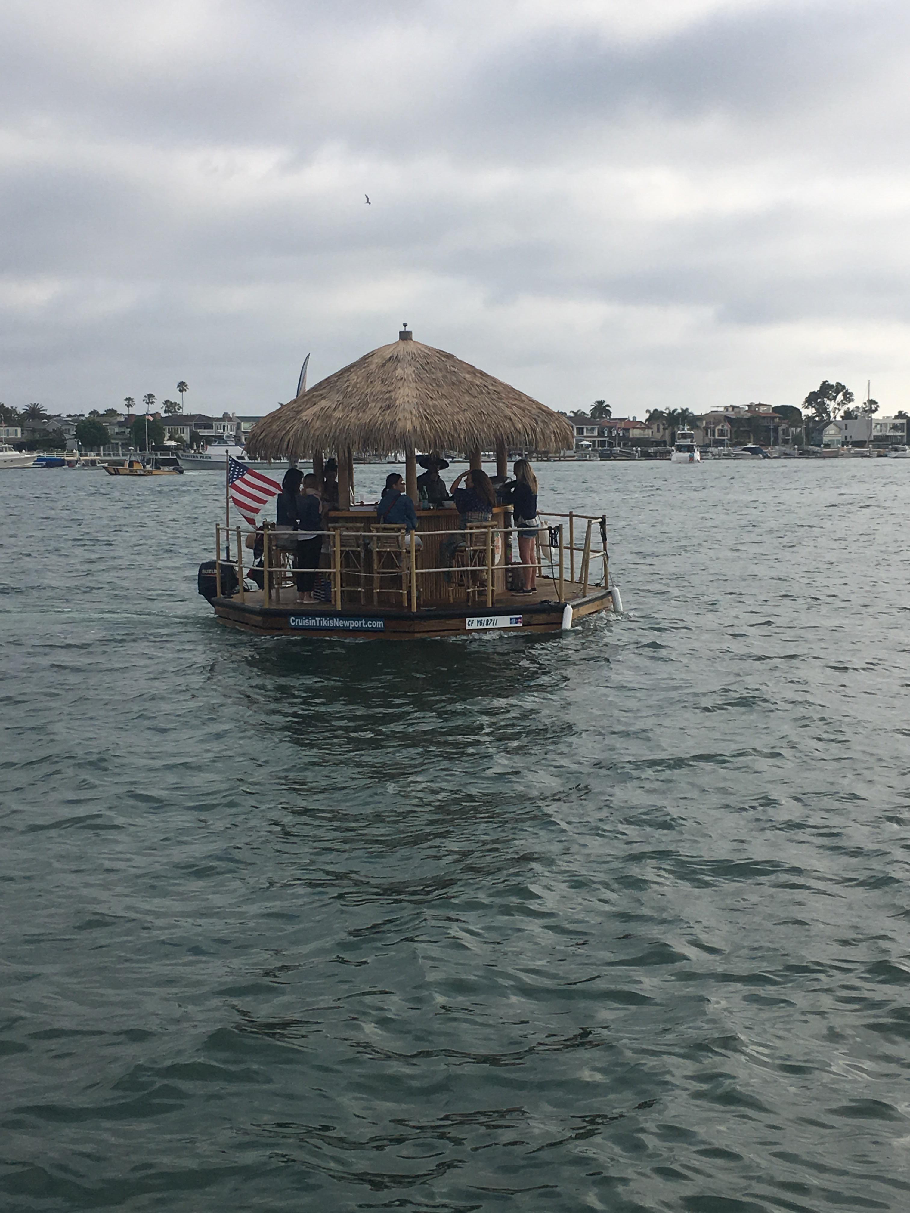 A floating bar that drives, because why not. r/ofcoursethatsathing