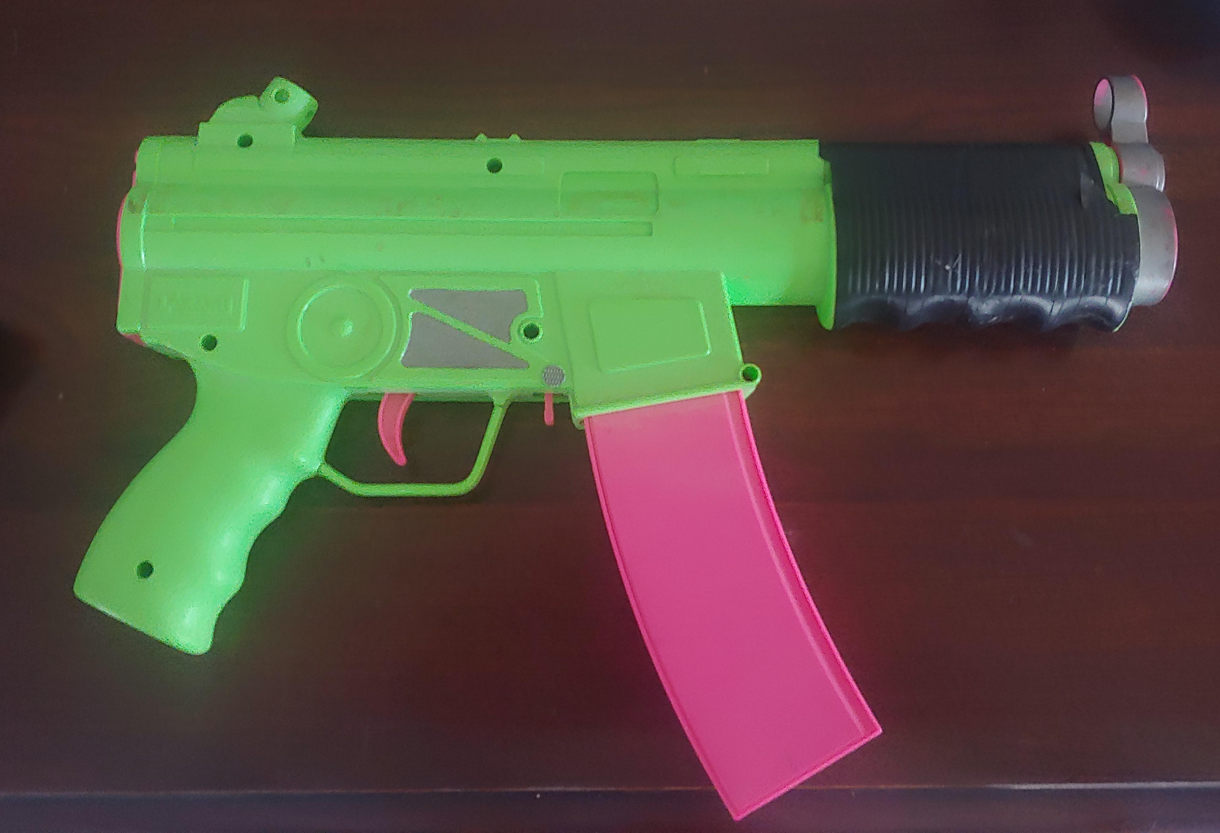 Before Super Soakers we had battery powered squirt guns. Larami 1986