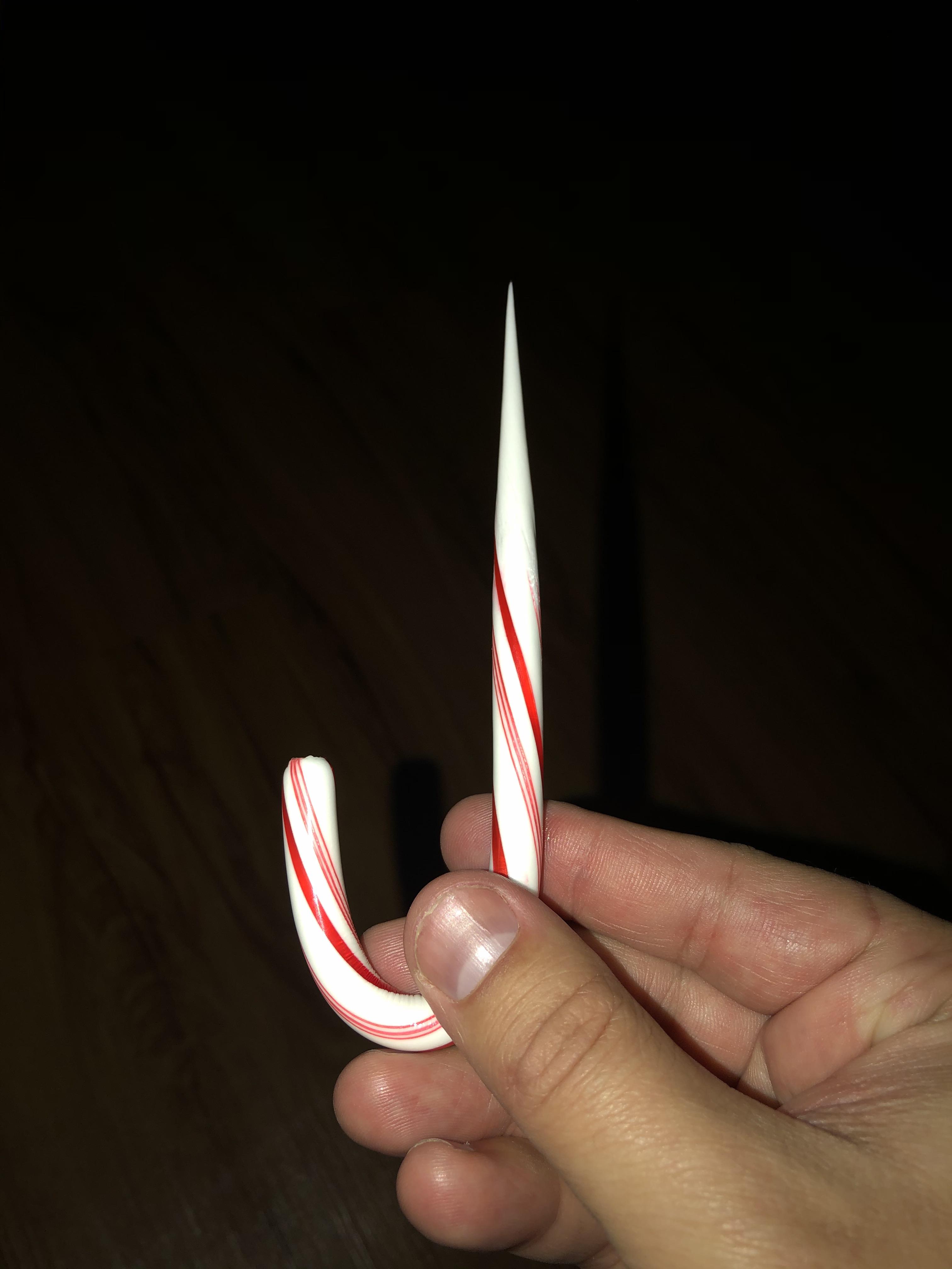 Making candy cane daggers r/nostalgia