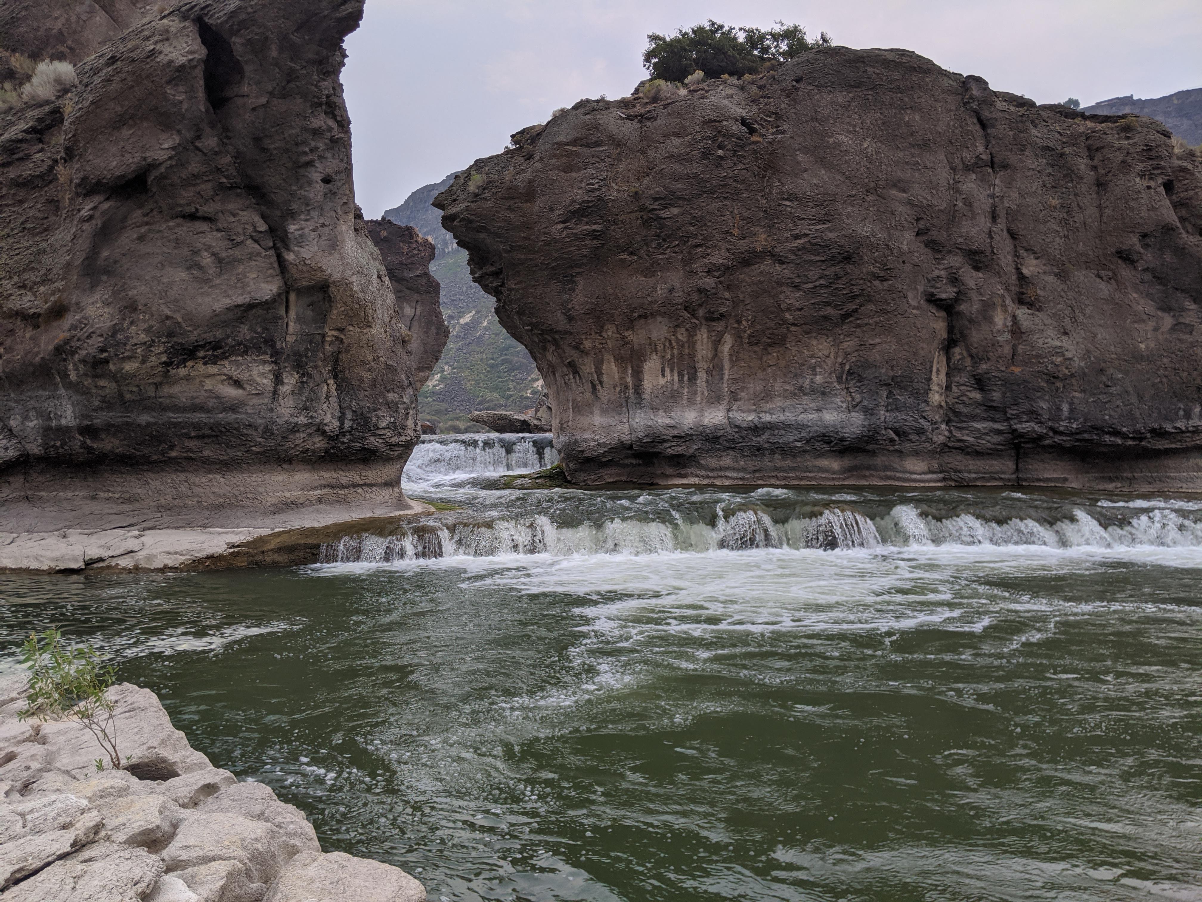 Pillar Falls, Snake River Canyon ,Twin Falls, Idaho, USA. 4032x3024 [OC