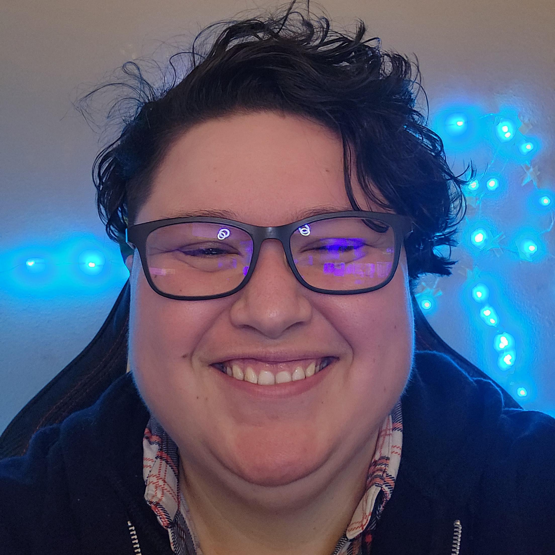 Celebrating selfie Sunday with a new cut! every year I get gayer and