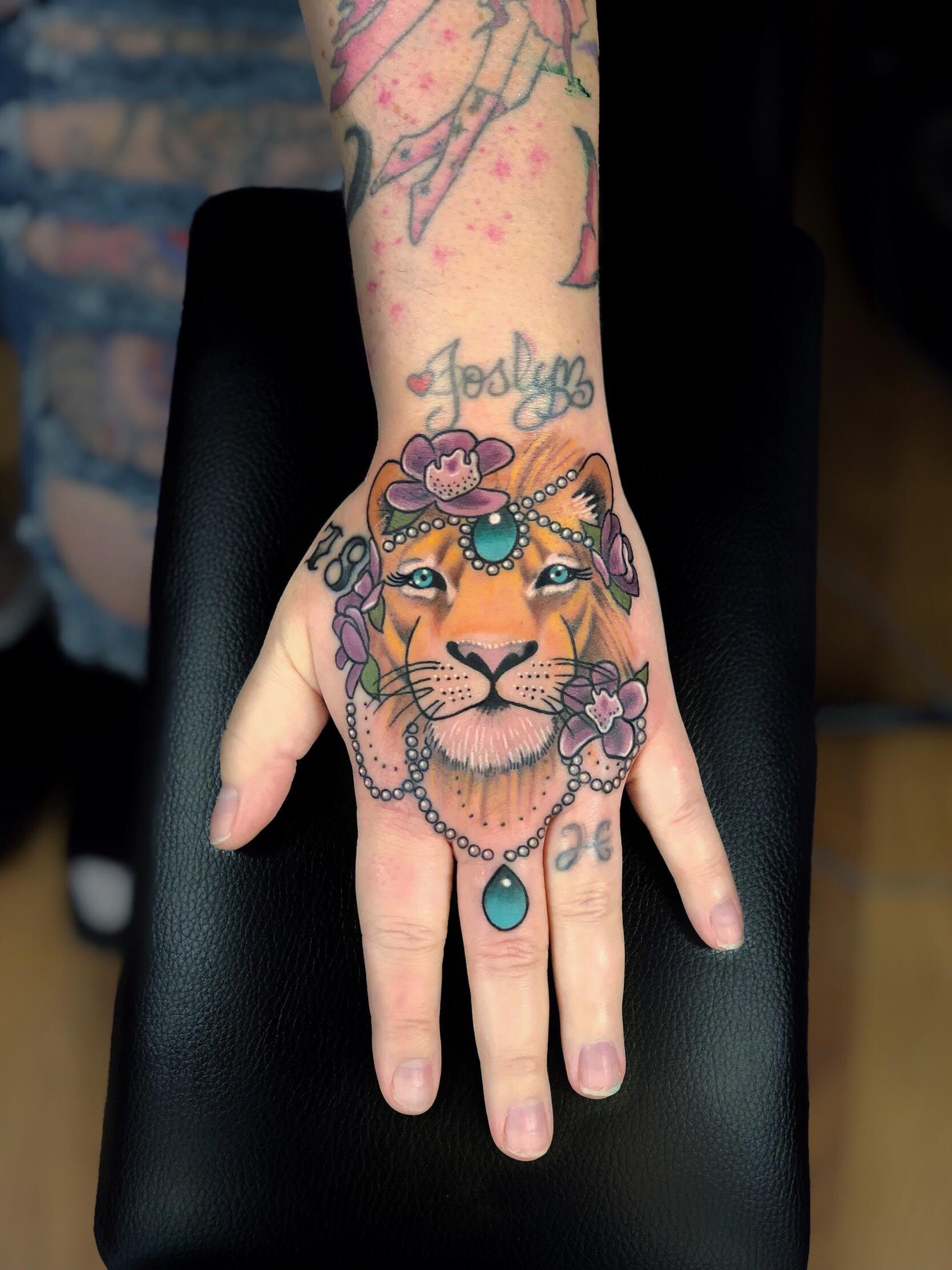 My favorite Leo tattoo by Casey at The Lab Wilmington De r/tattoos