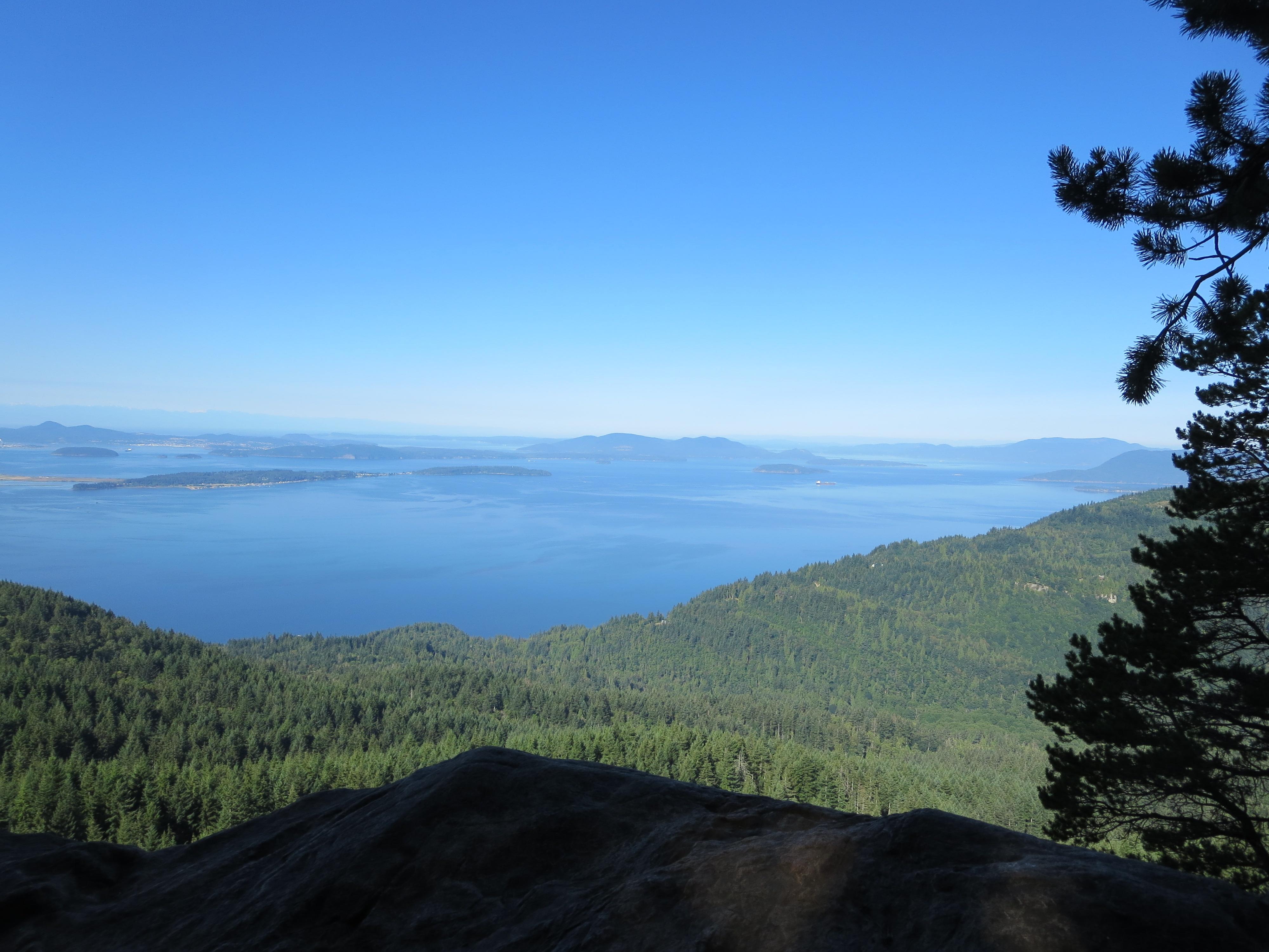 Oyster DomeBellingham Washington r/EarthPorn