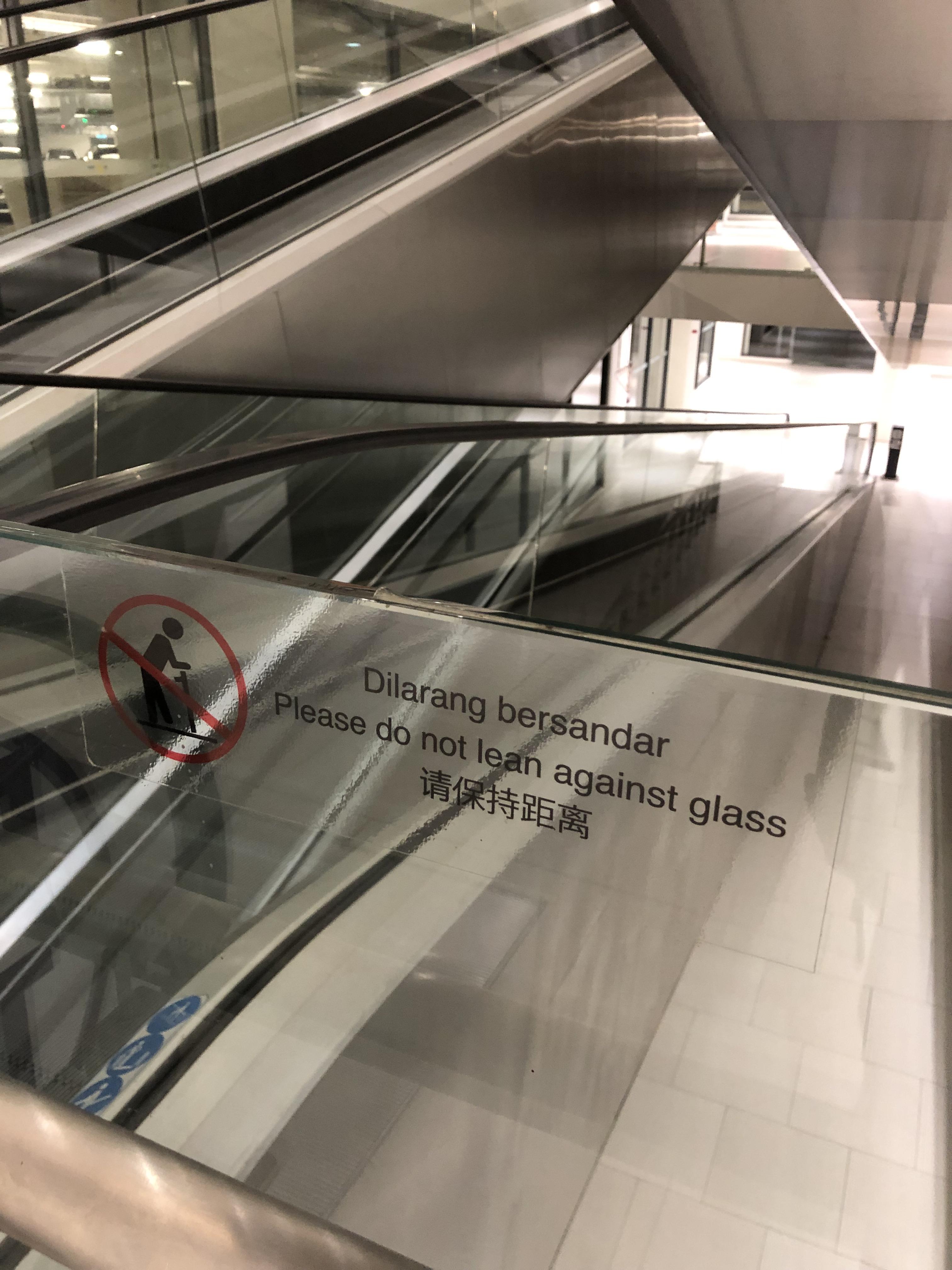 Malaysian Mandarin signs seem to always deviate greatly from the