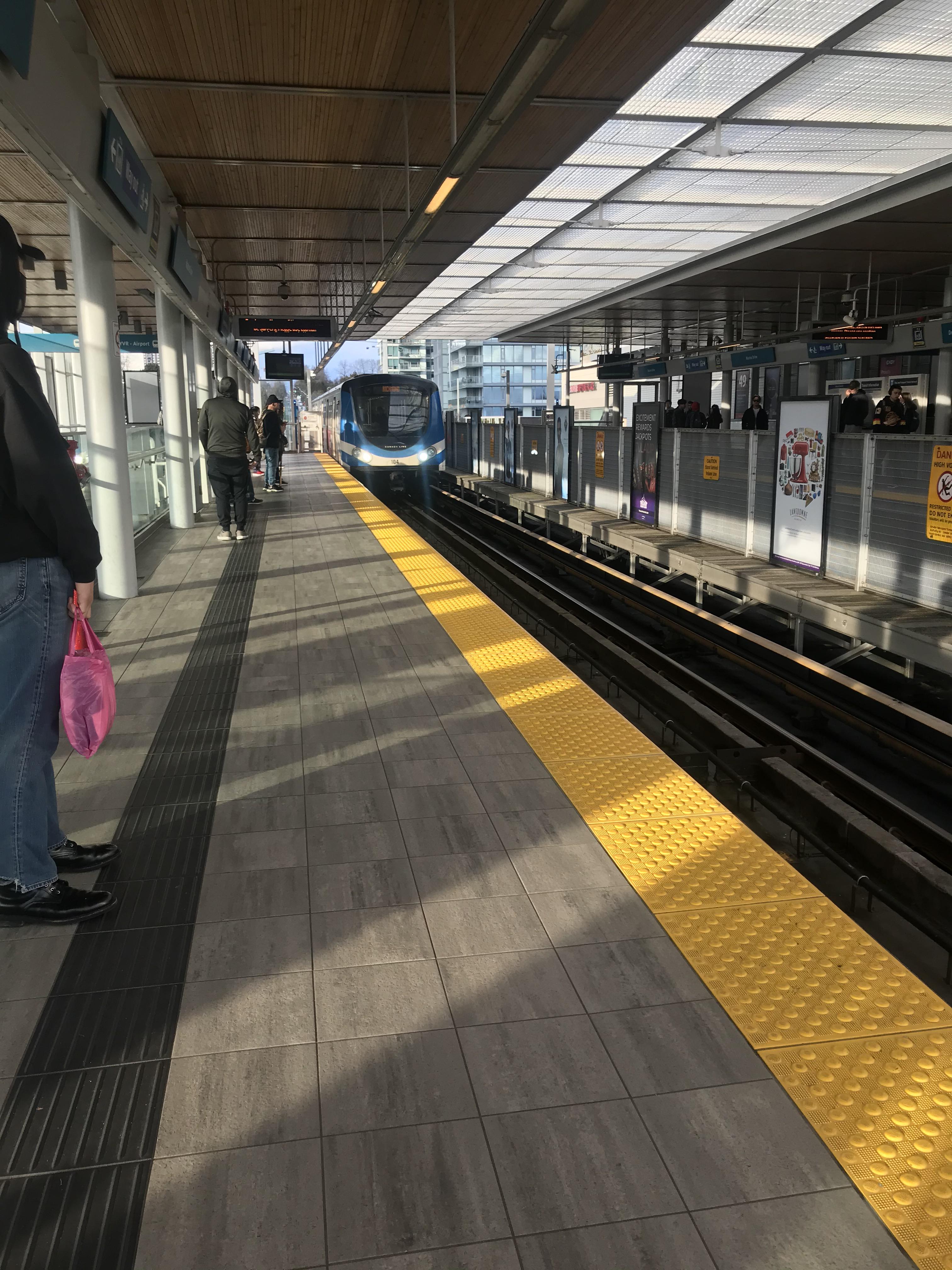 SkyTrain coming into Marine drive station on the Canada line r/trains
