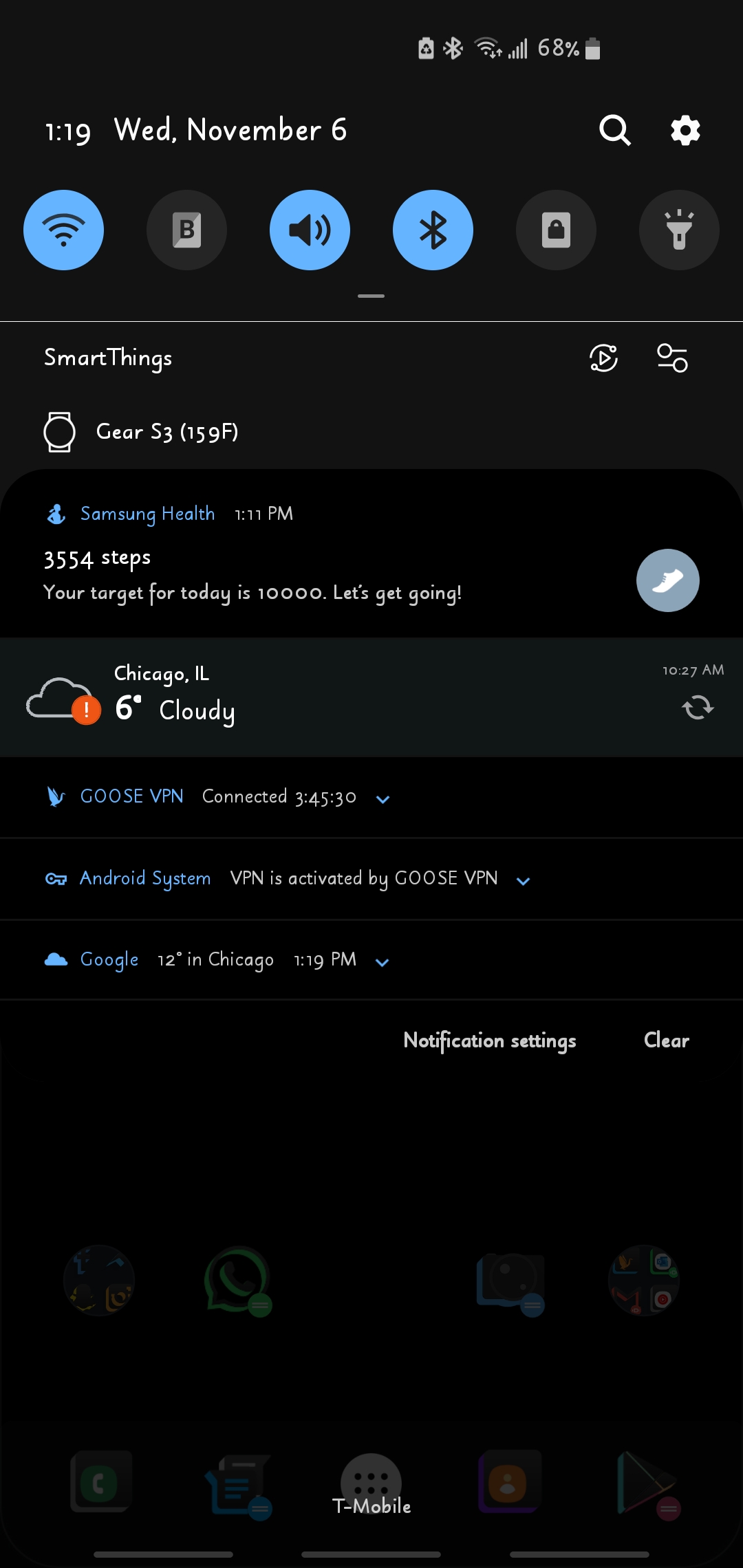 Weather app that auto updates in notification bar? I have to click on