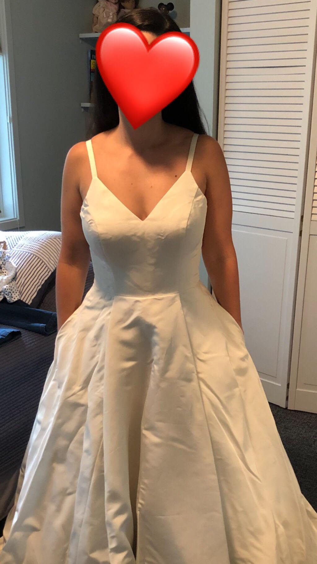 Altering a bust line. An Anomalie post! Details in comments. r/wedding