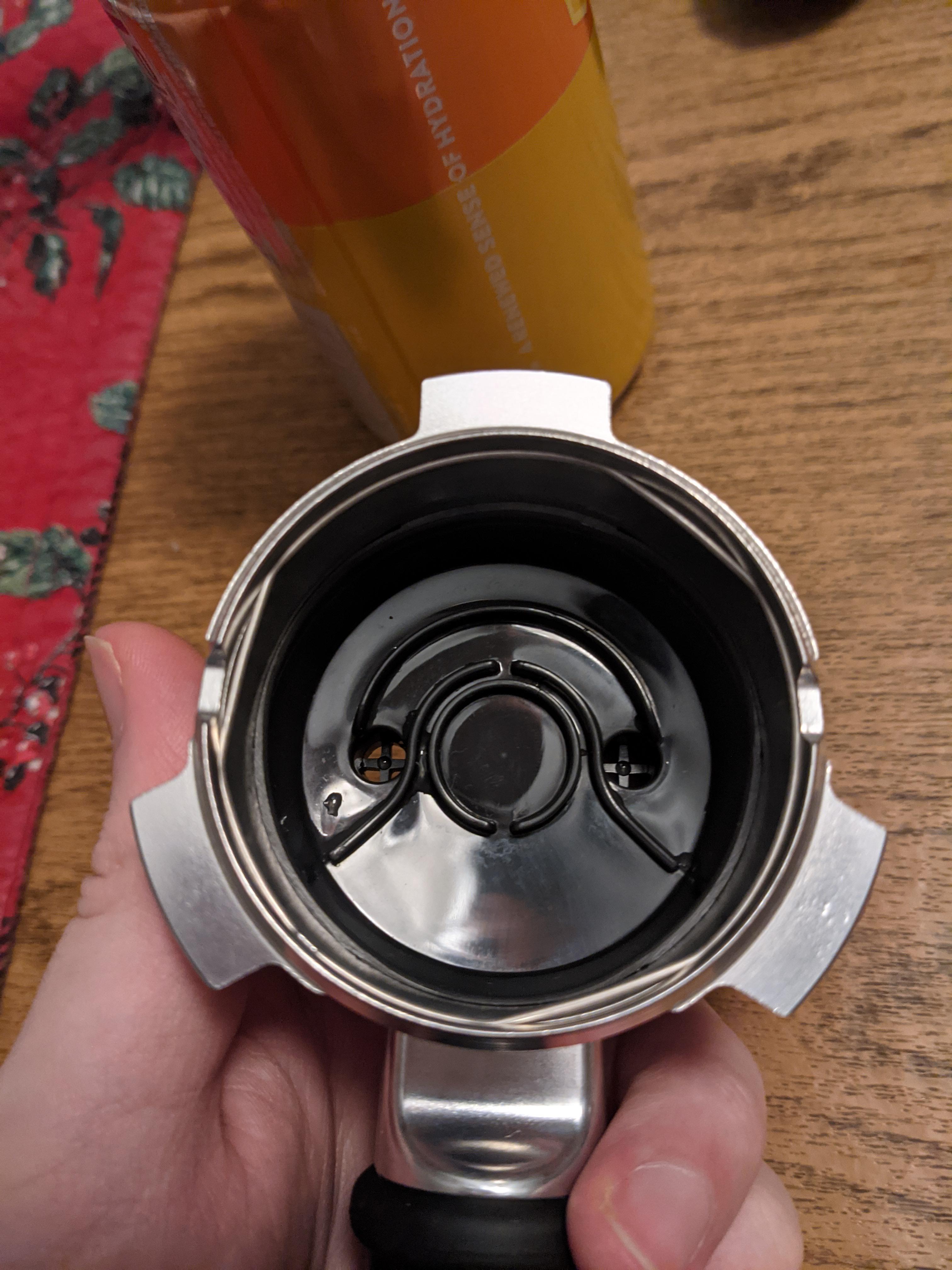 Breville Bambino Nonpressurized basket require this plastic piece