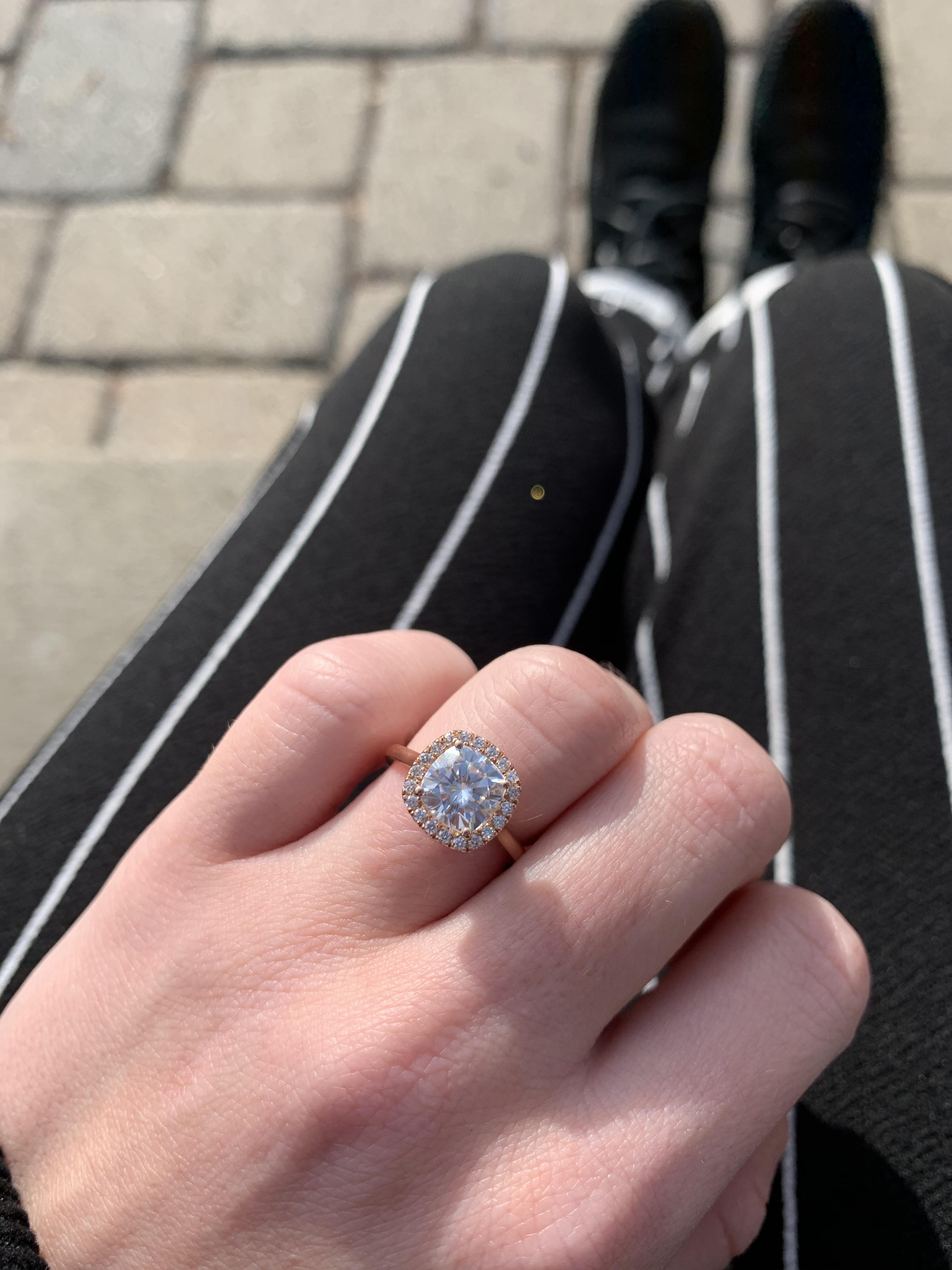 Finally got my upgraded engagement ring, he proposed June 2019. r