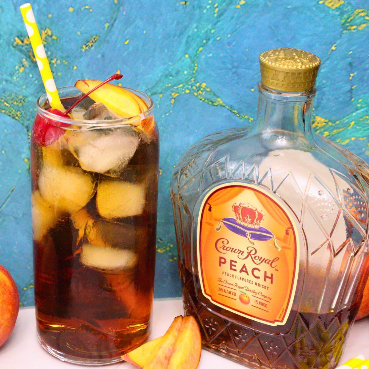Peaches 'N Cream Cocktail (Crown & Cream Soda) r/RecipeSharingHub