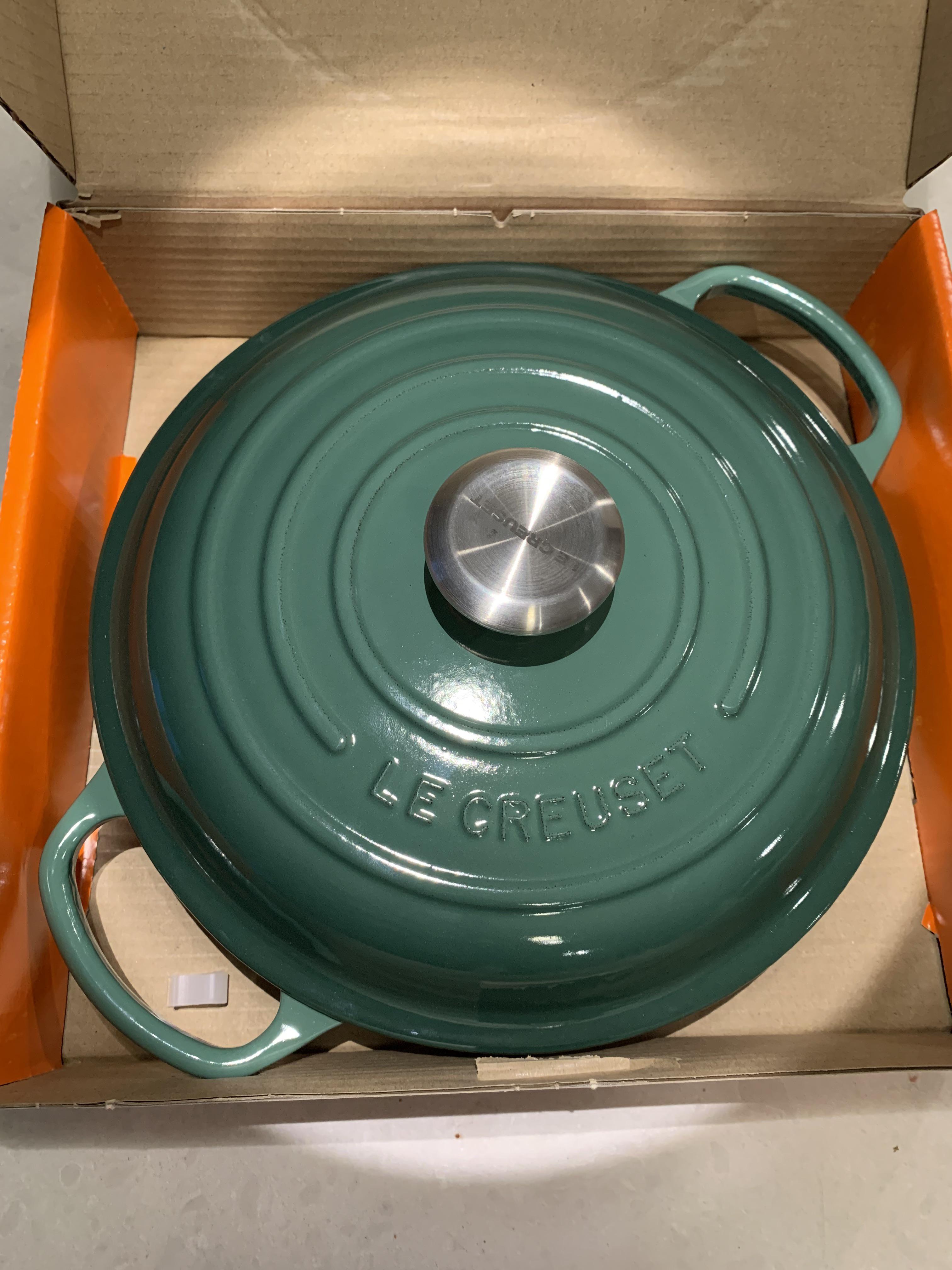My Artichaut braiser came today! In love with this color. r/LeCreuset