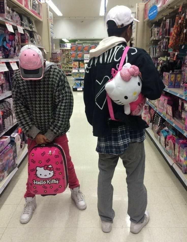 Boys can love hello kitty too r/HelloKitty