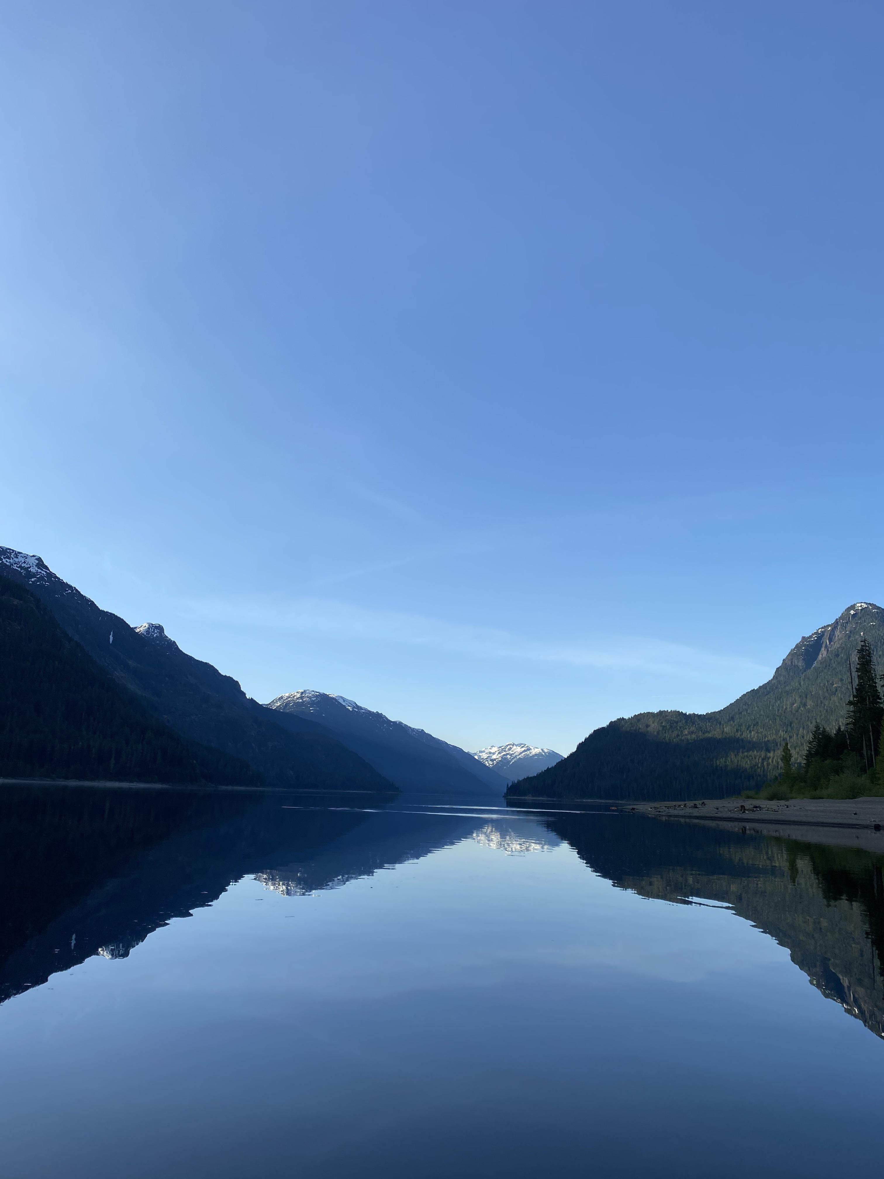 Upper Campbell Lake, [OC] (3024 x 4032) r/EarthPorn
