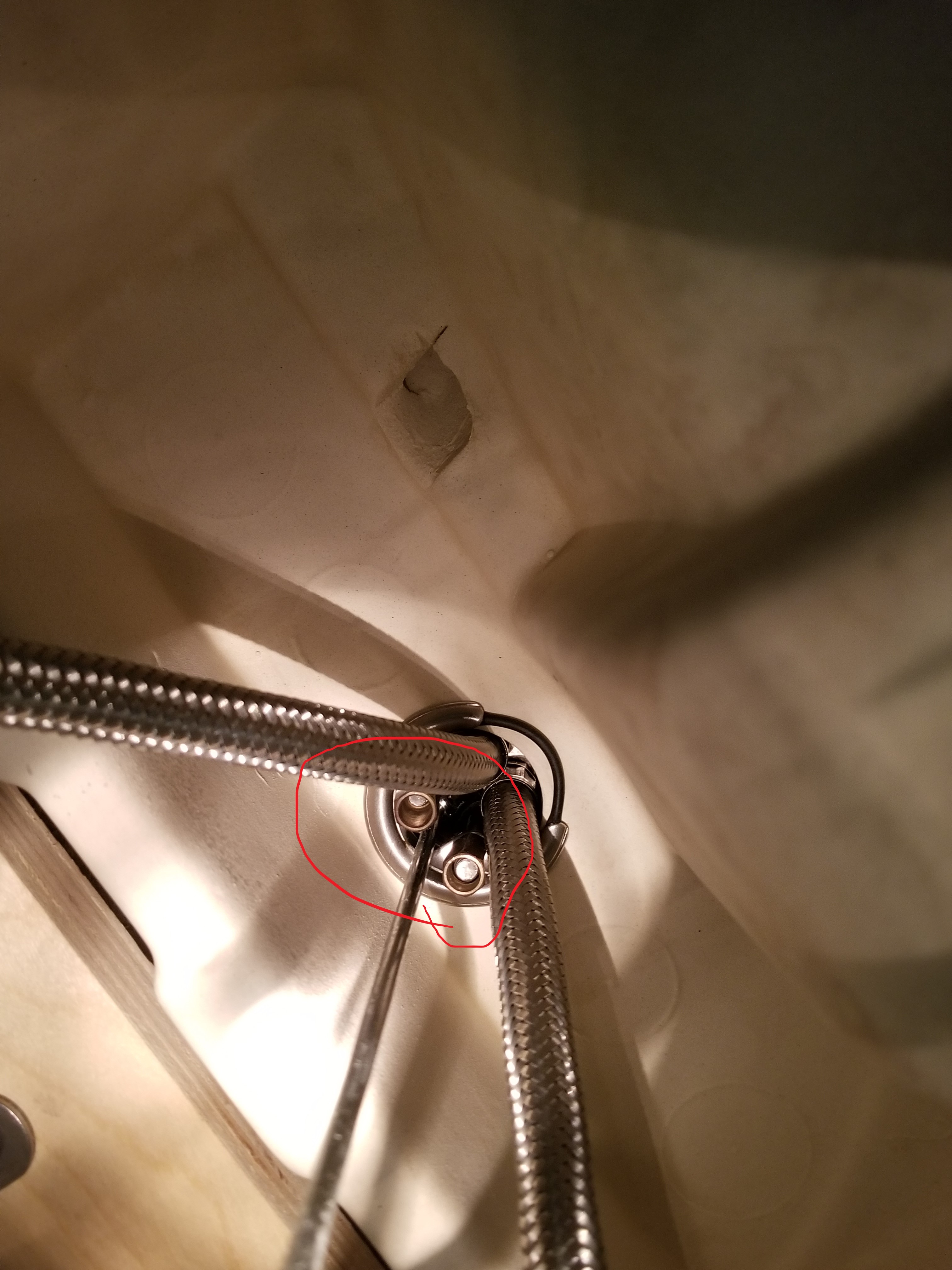 How do I unscrew those two hex screws? r/Plumbing