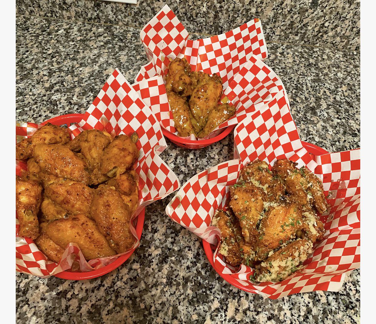 Friday night is wing night 😊 Buffalo Wings, SweetHot Mustard Wings, and Garlic Parmesan. r