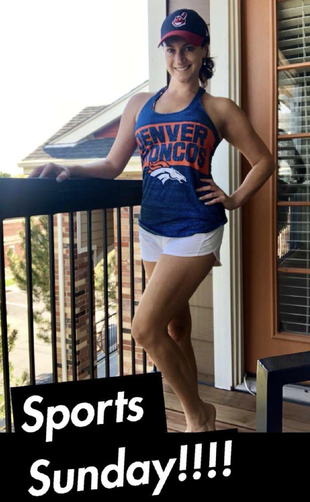 Meredith weather girl and former roommate r/IRLgirls