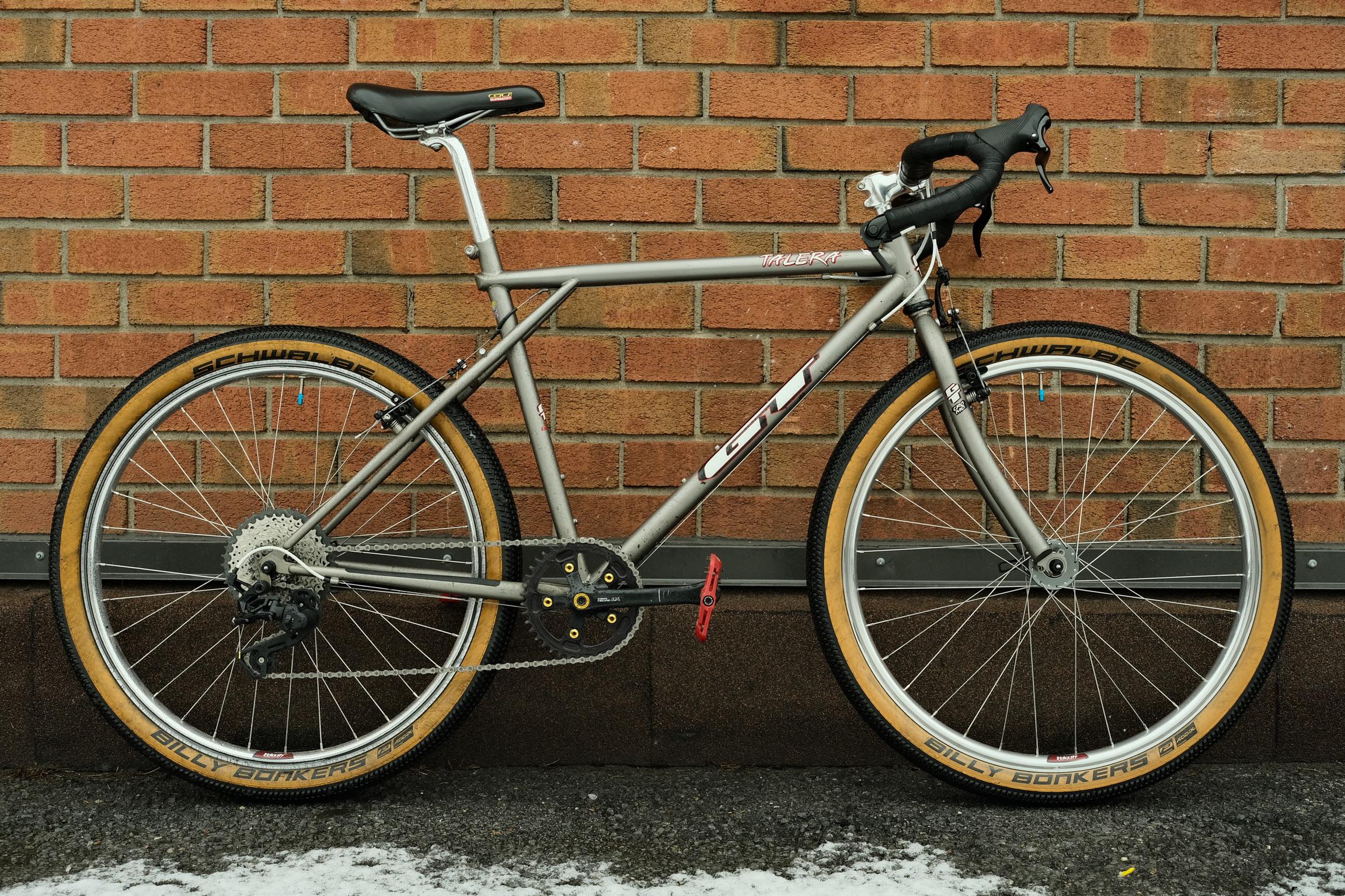 My Freshly Finished 1996 GT Talera Restomod r/xbiking