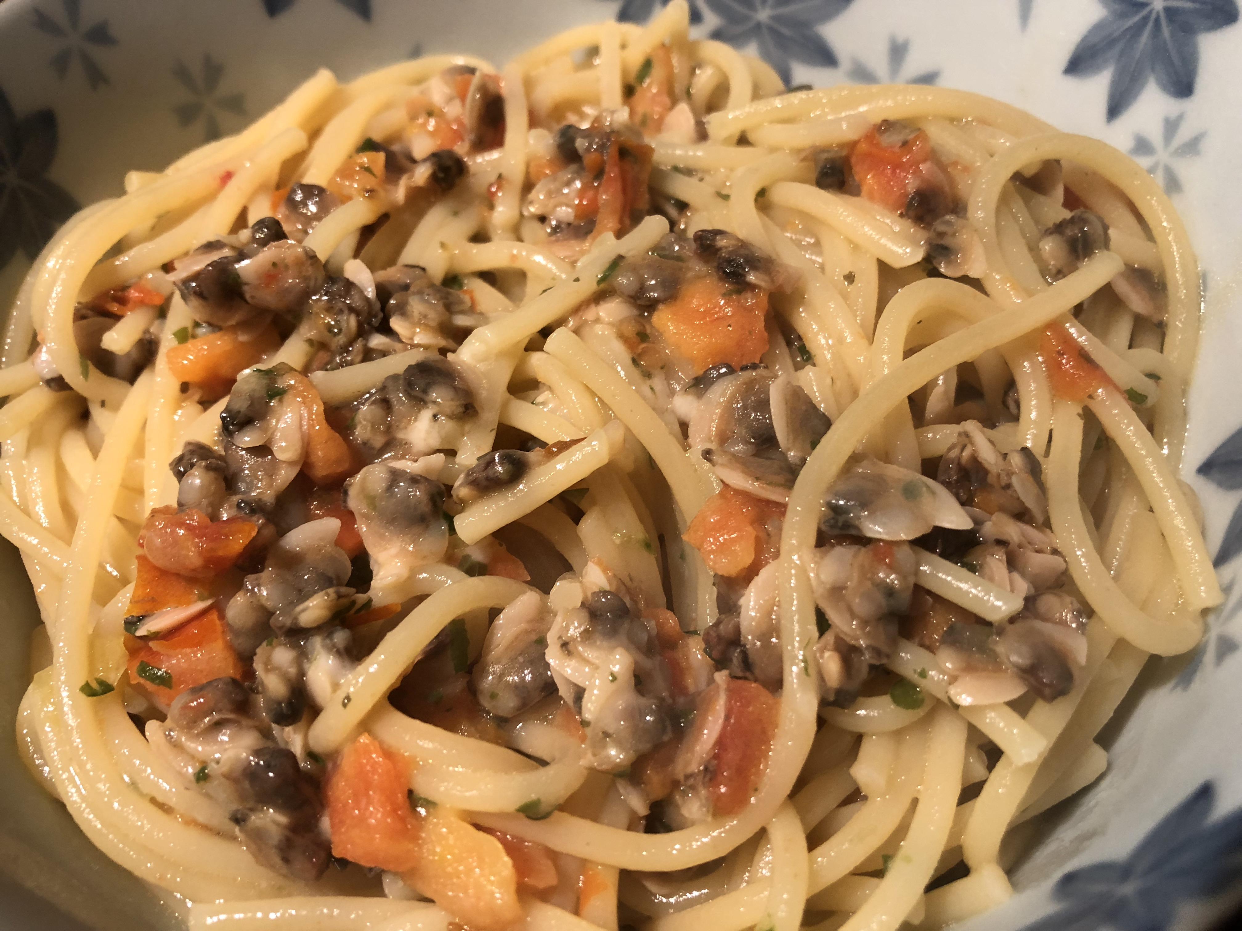 [Homemade] Spaghetti with clam sauce r/food