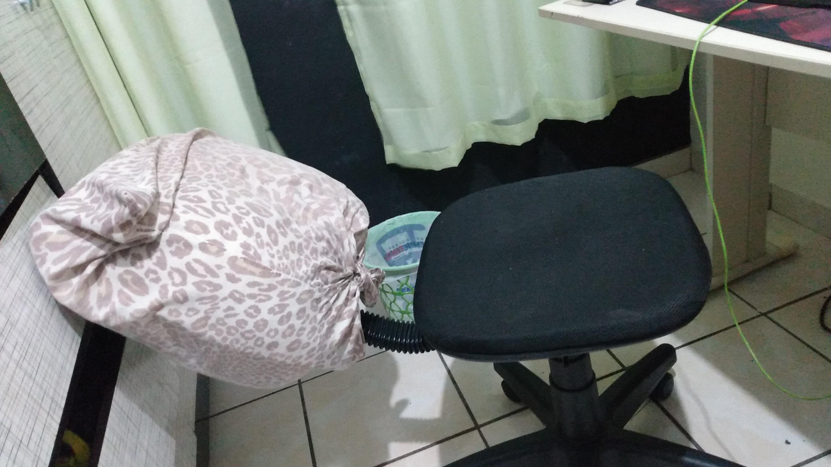 Back of my chair broke in the middle of a zoom class with the camera on