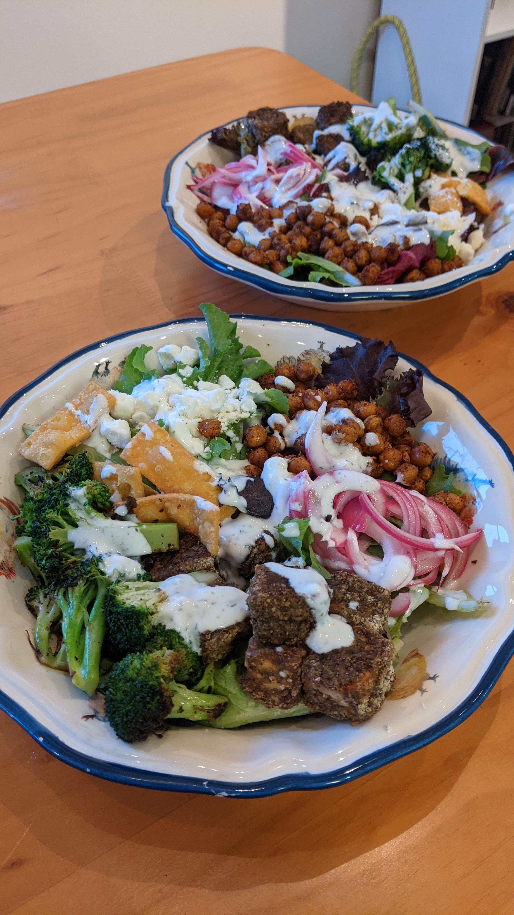 Veggie bowl 99 from Aldi! Spring greens, spiced chickpeas, pickled