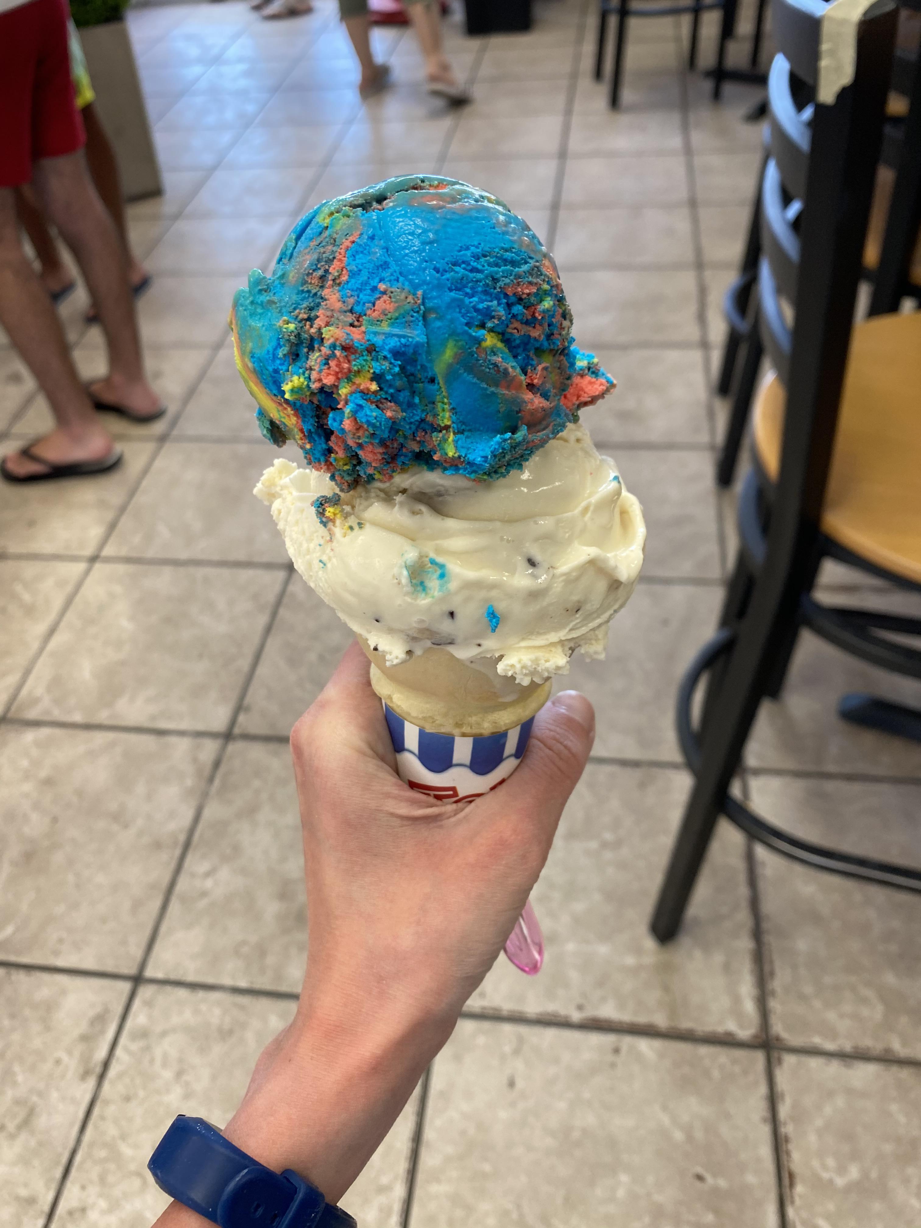 Ice Cream at Two Scoops Creamery in Anna Maria Island, Florida. Cake